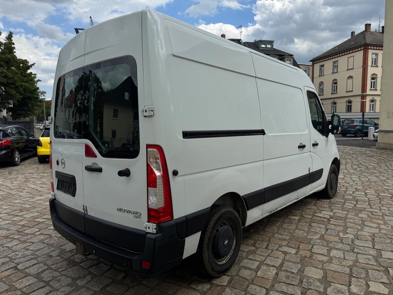 Fahrzeugabbildung Opel Movano 2.3 CDTI HKa L2H2 3,5t *BT*KLIMA*PDC*