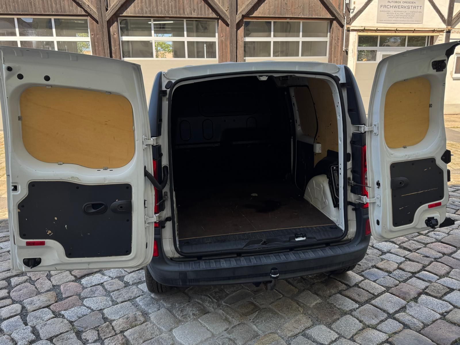 Fahrzeugabbildung Mercedes-Benz Citan 111 CDI lang  | AHK | BT |