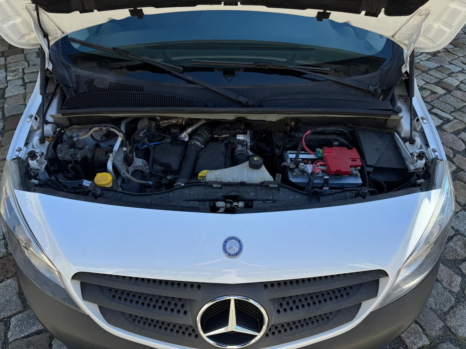 Fahrzeugabbildung Mercedes-Benz Citan 111 CDI lang  | AHK | BT |