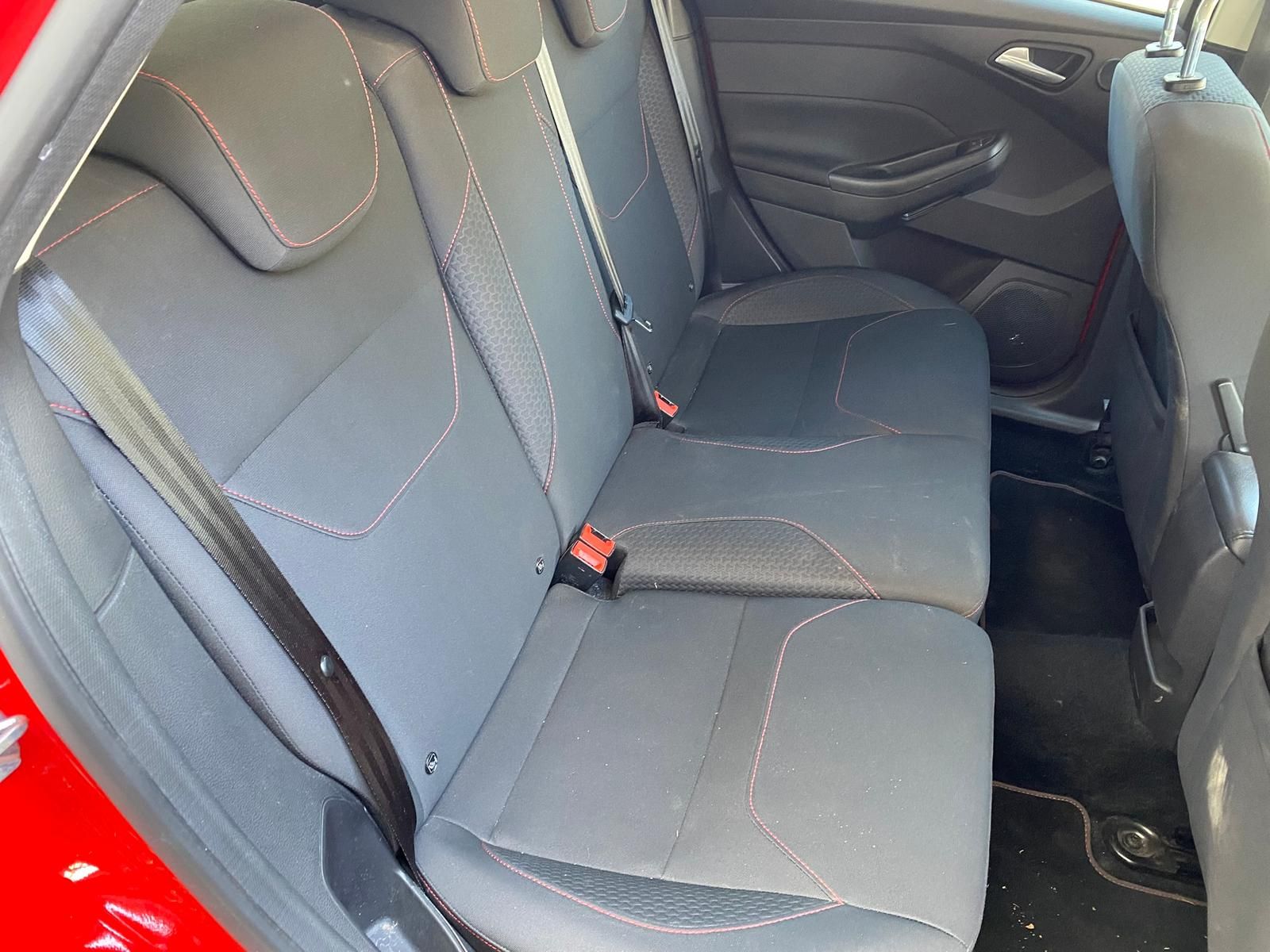 Fahrzeugabbildung Ford Focus 1.5 EcoBoost Sport | MOTORSCHADEN |