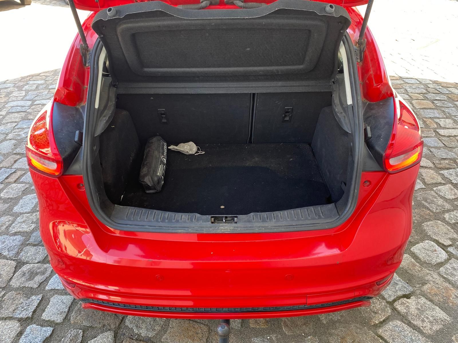 Fahrzeugabbildung Ford Focus 1.5 EcoBoost Sport | MOTORSCHADEN |