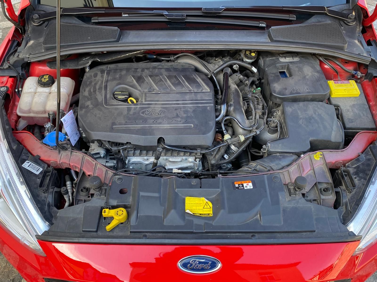 Fahrzeugabbildung Ford Focus 1.5 EcoBoost Sport | MOTORSCHADEN |