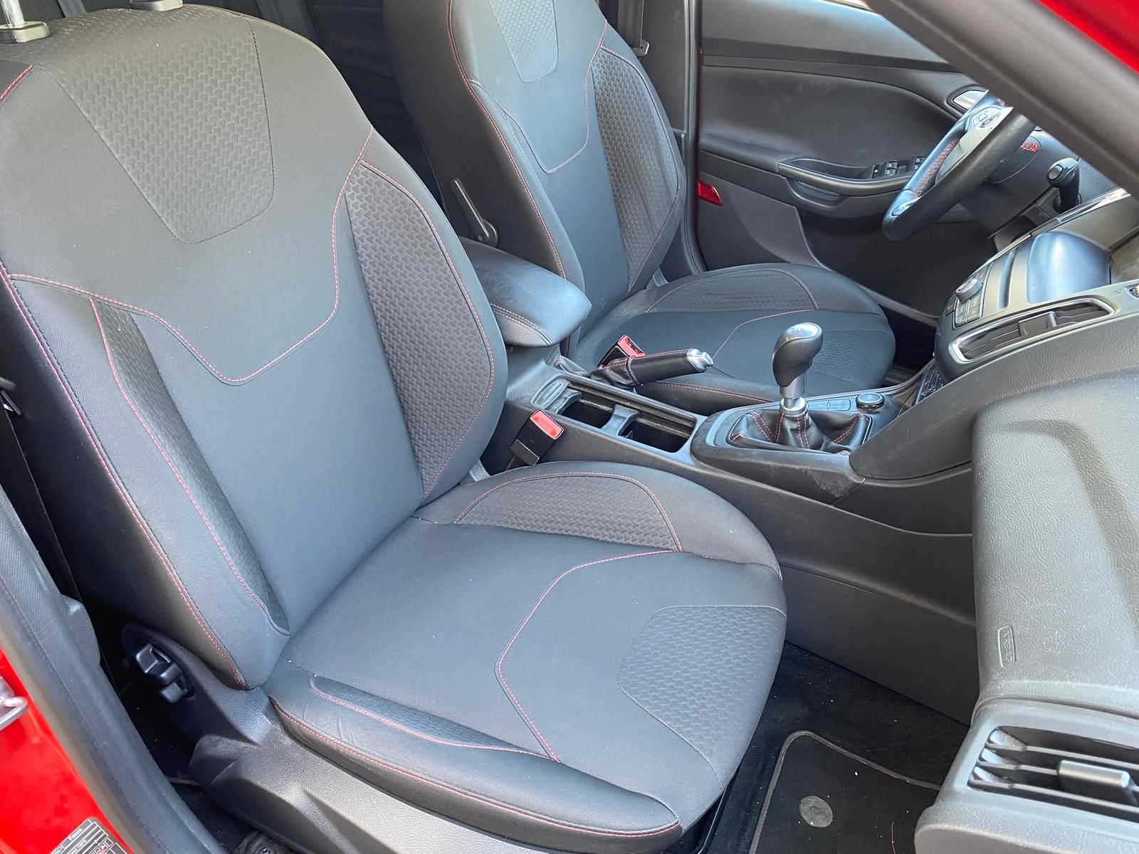 Fahrzeugabbildung Ford Focus 1.5 EcoBoost Sport | MOTORSCHADEN |