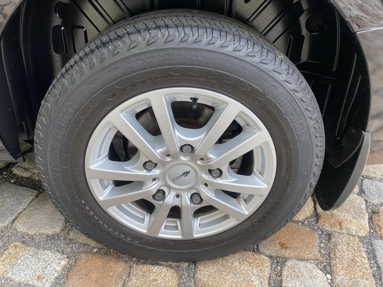 Fahrzeugabbildung Ford Tourneo Custom 2.2 TDCi 300 Titanium +AHK+DAB+