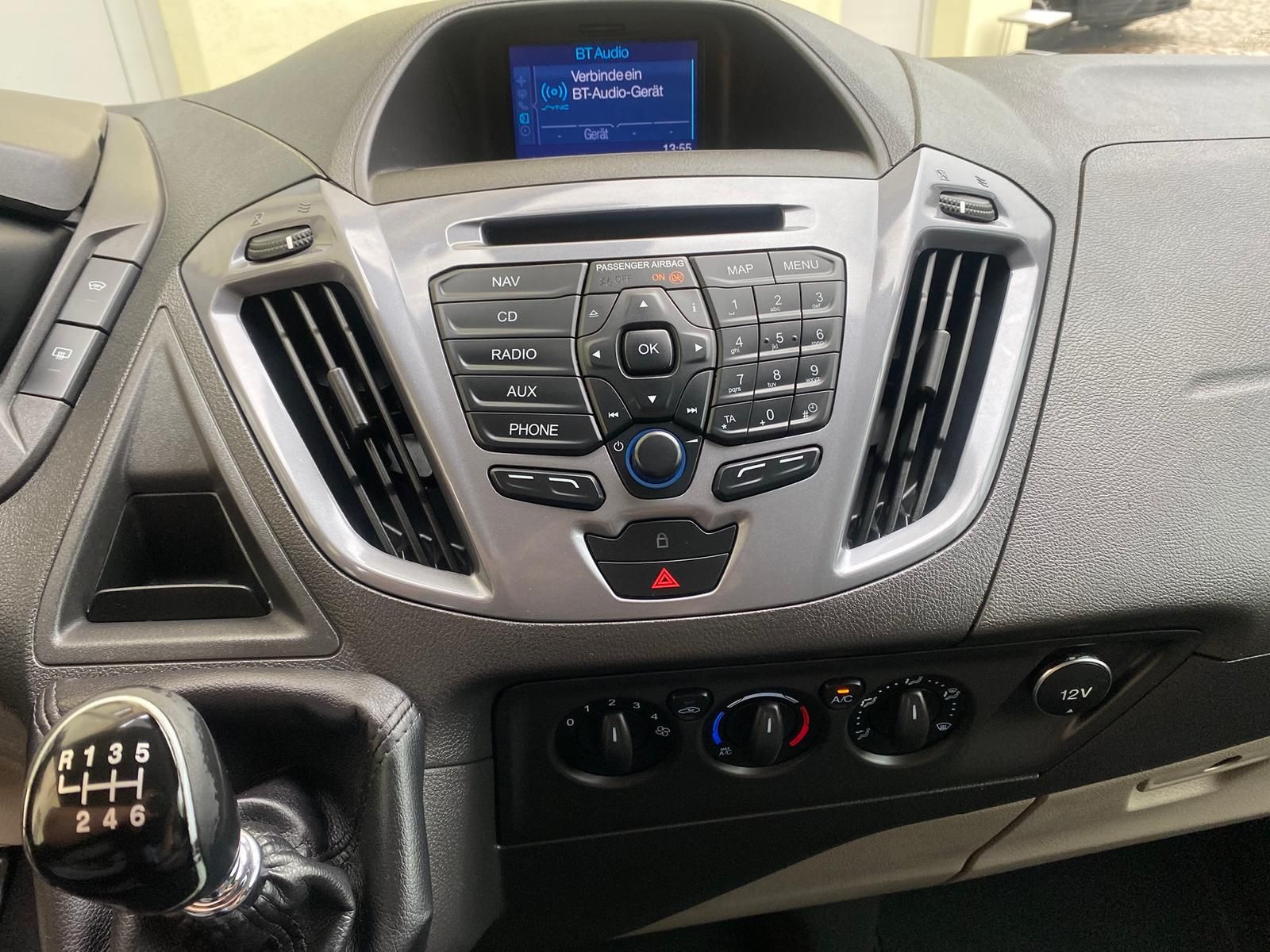 Fahrzeugabbildung Ford Tourneo Custom 2.2 TDCi 300 Titanium +AHK+DAB+