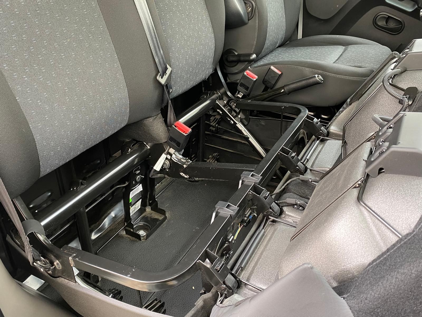 Fahrzeugabbildung Opel Movano 2.3 CDTI HKa L3H2 3,5t +AHK+KLIMA+NAVI+