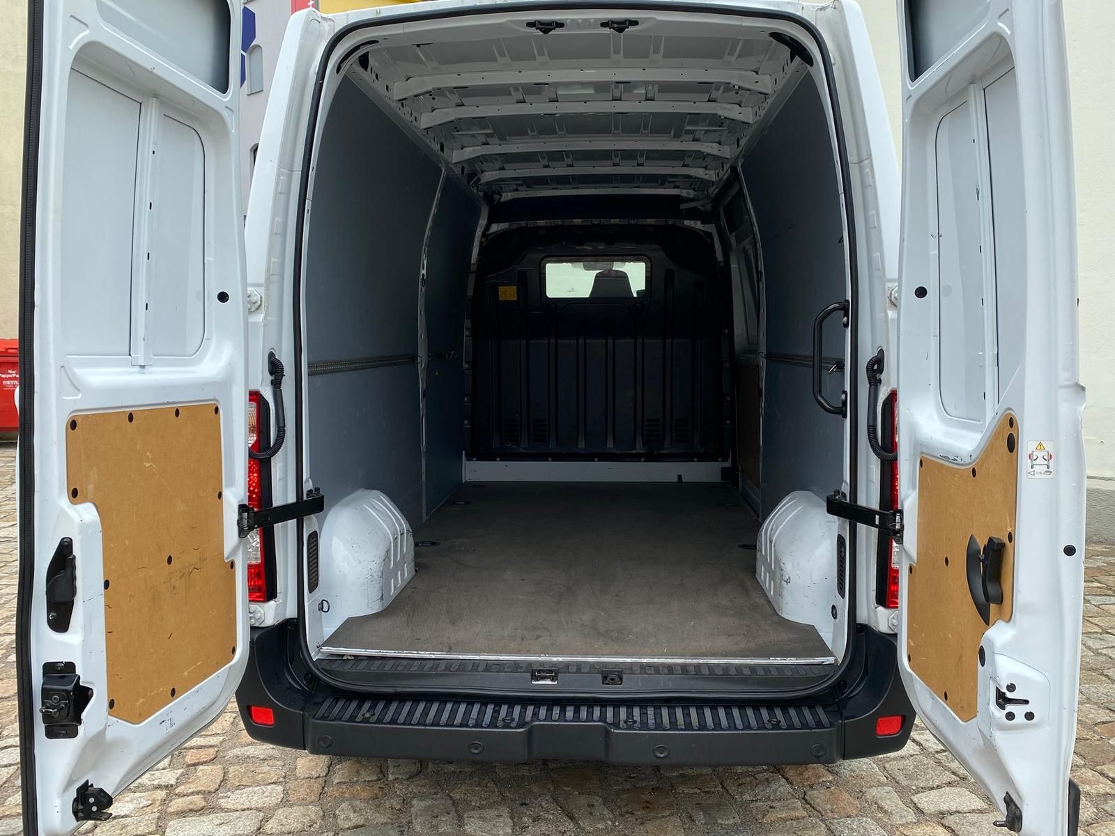Fahrzeugabbildung Opel Movano 2.3 CDTI HKa L3H2 3,5t +AHK+KLIMA+NAVI+