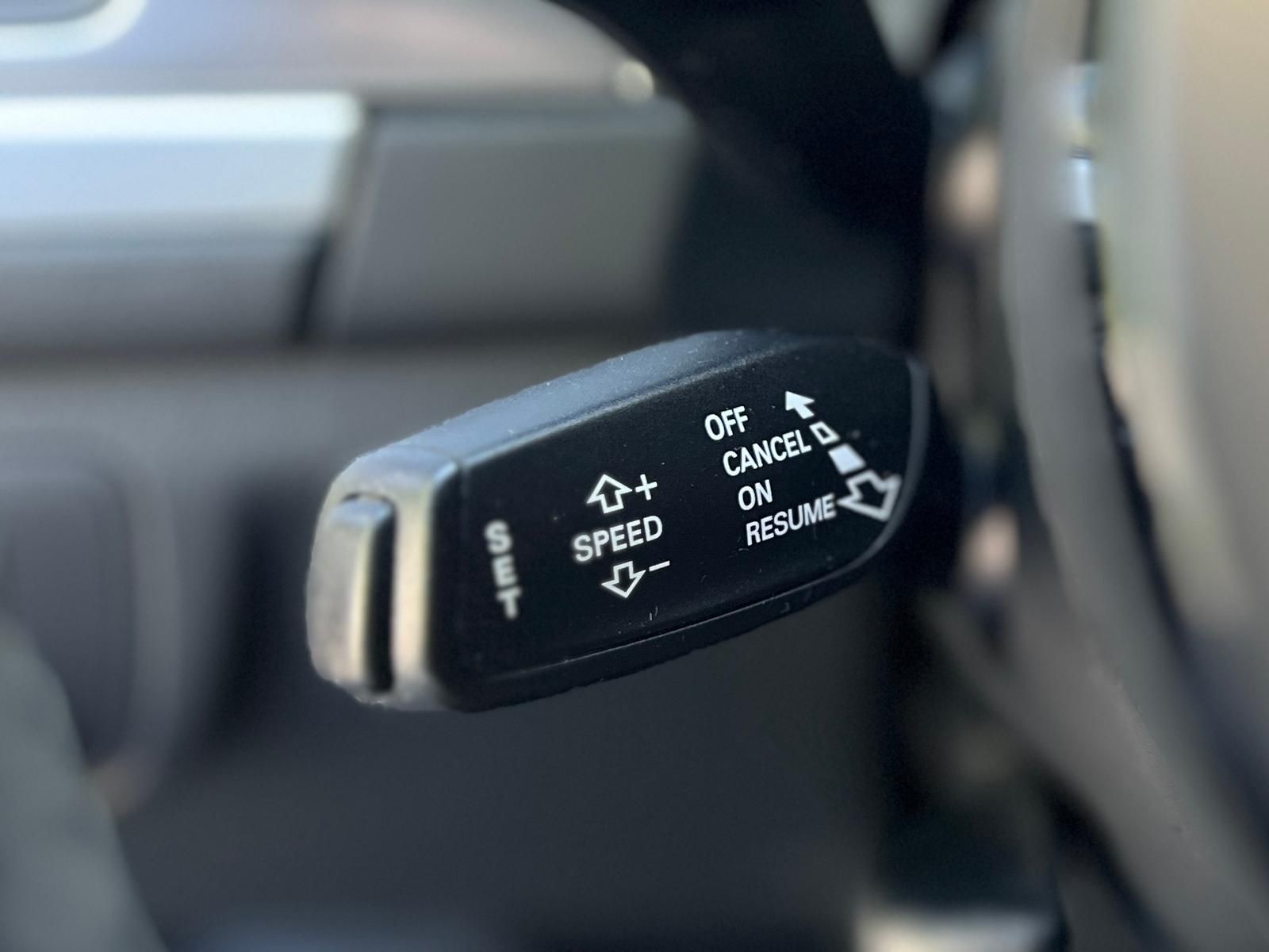 Fahrzeugabbildung Audi A6 Avant 3.0 TDI S-Line Sport Plus +NAVI+XENON+