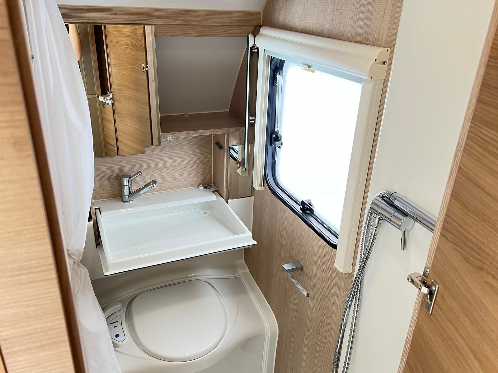 Fahrzeugabbildung Adria Adora 613PK +FUßBODENHEIZUNG+VORZELT+