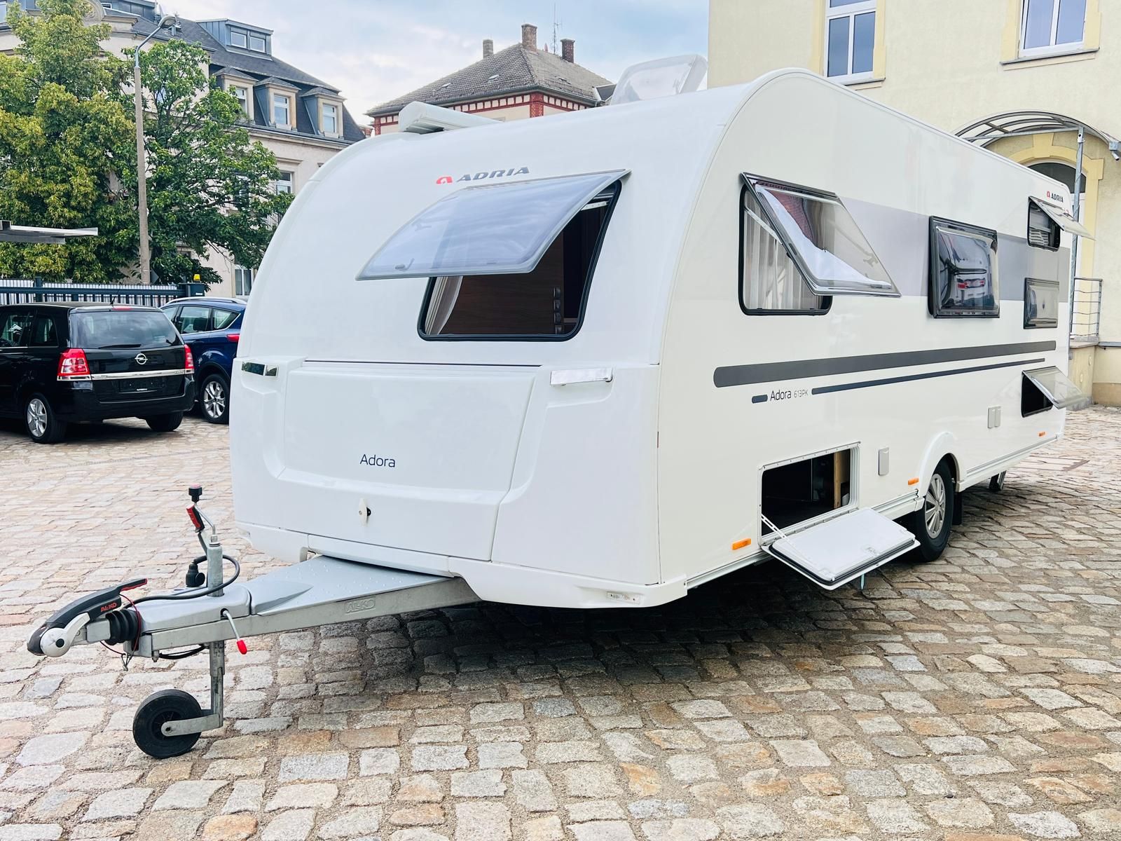 Fahrzeugabbildung Adria Adora 613PK +FUßBODENHEIZUNG+VORZELT+