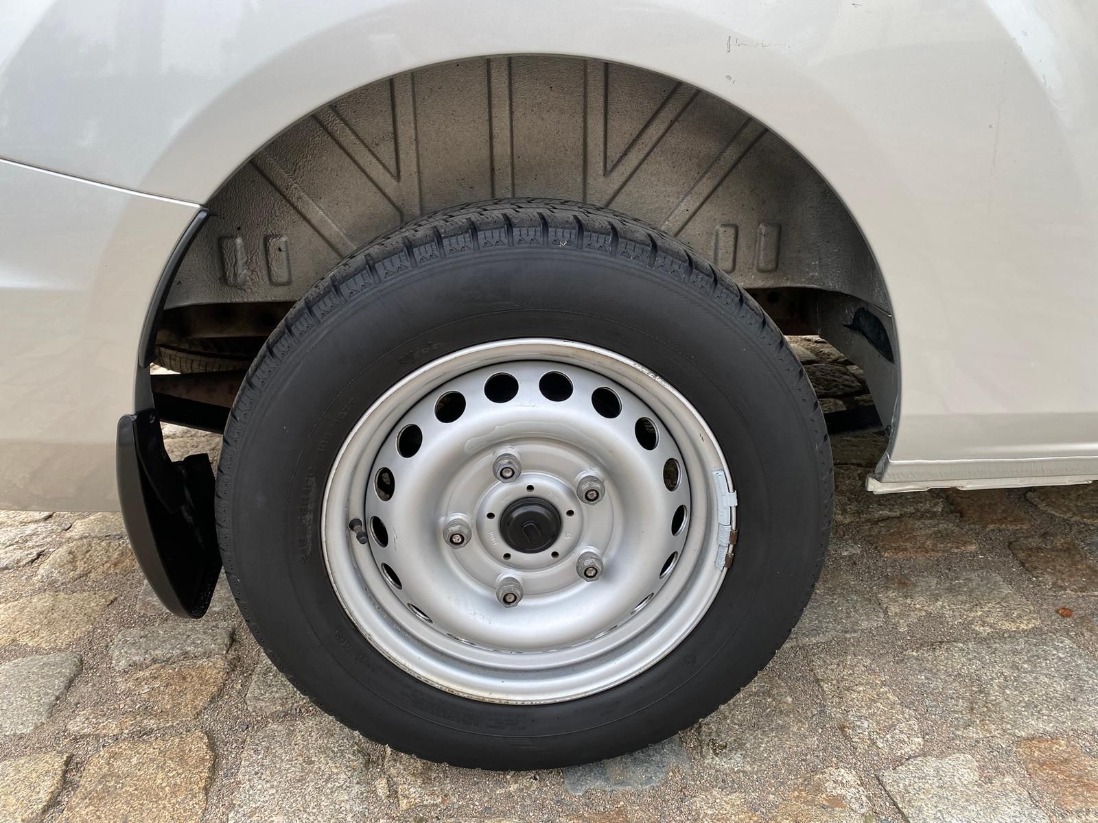 Fahrzeugabbildung Ford Transit Custom 340 L2 H3 +CAM+CARPLAY+NAVI+PDC+