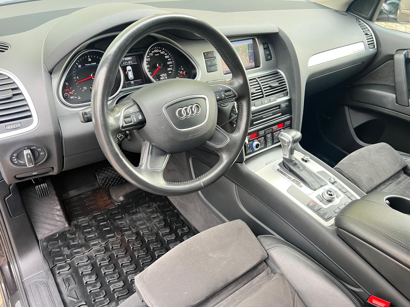 Fahrzeugabbildung Audi Q7 3.0 V6 TDI Quattro +AHK+BOSE+CAM+MEMORY+