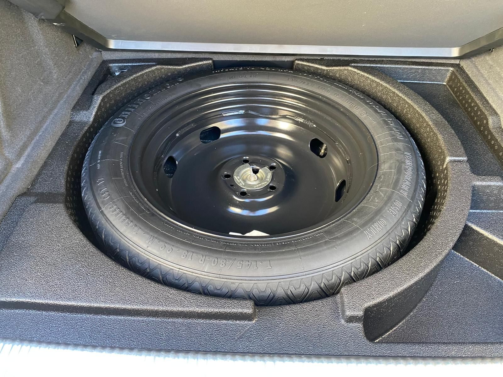 Fahrzeugabbildung Audi Q3 2.0 TFSI Quattro S-LINE +BT+PANO+NAVI+XENON+