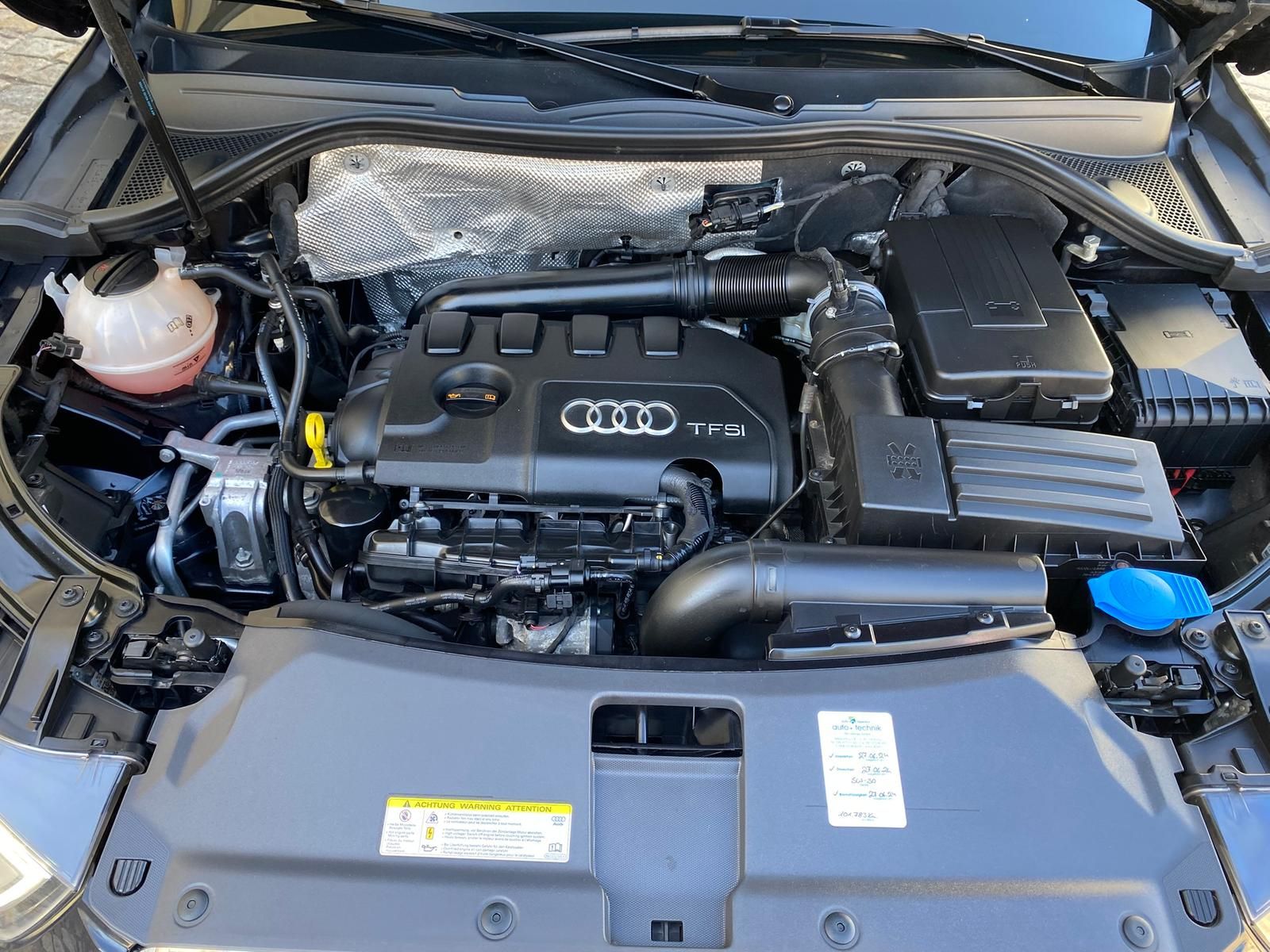 Fahrzeugabbildung Audi Q3 2.0 TFSI Quattro S-LINE +BT+PANO+NAVI+XENON+