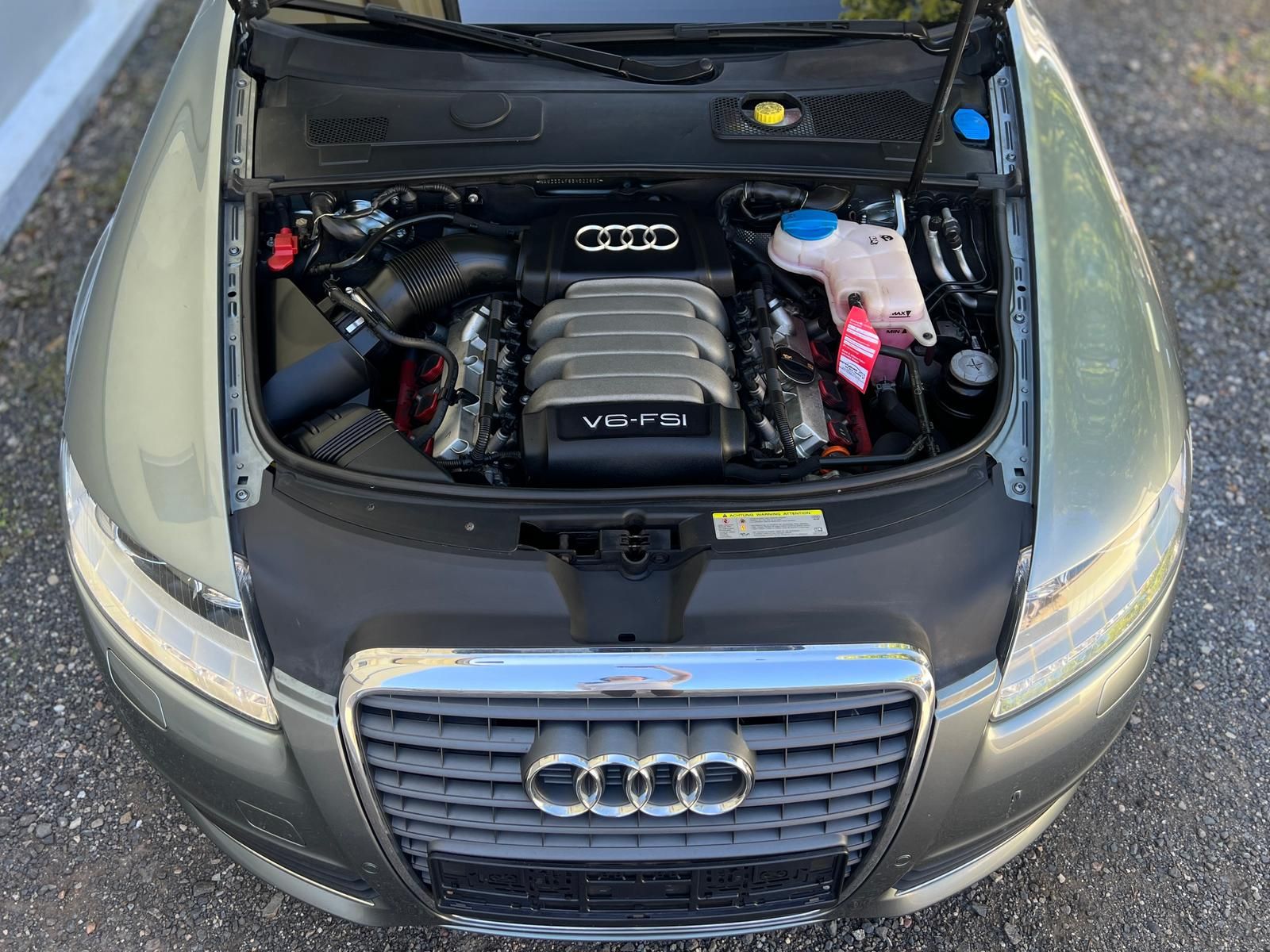 Fahrzeugabbildung Audi A6 Avant 2.8 V6 FSI +Bi-XENON+BT+SHZ+NAVI+2xPDC+
