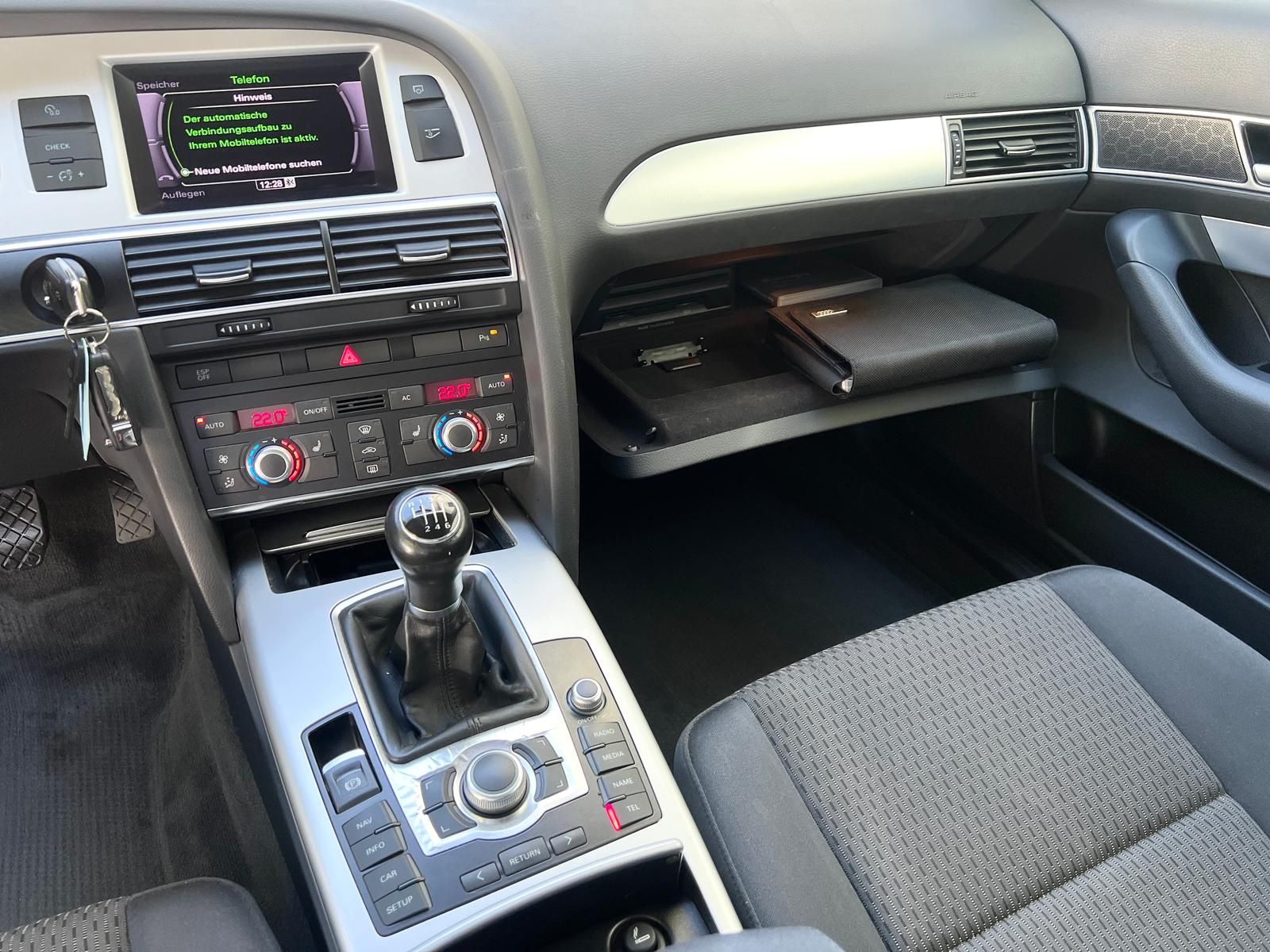 Fahrzeugabbildung Audi A6 Avant 2.8 V6 FSI +Bi-XENON+BT+SHZ+NAVI+2xPDC+