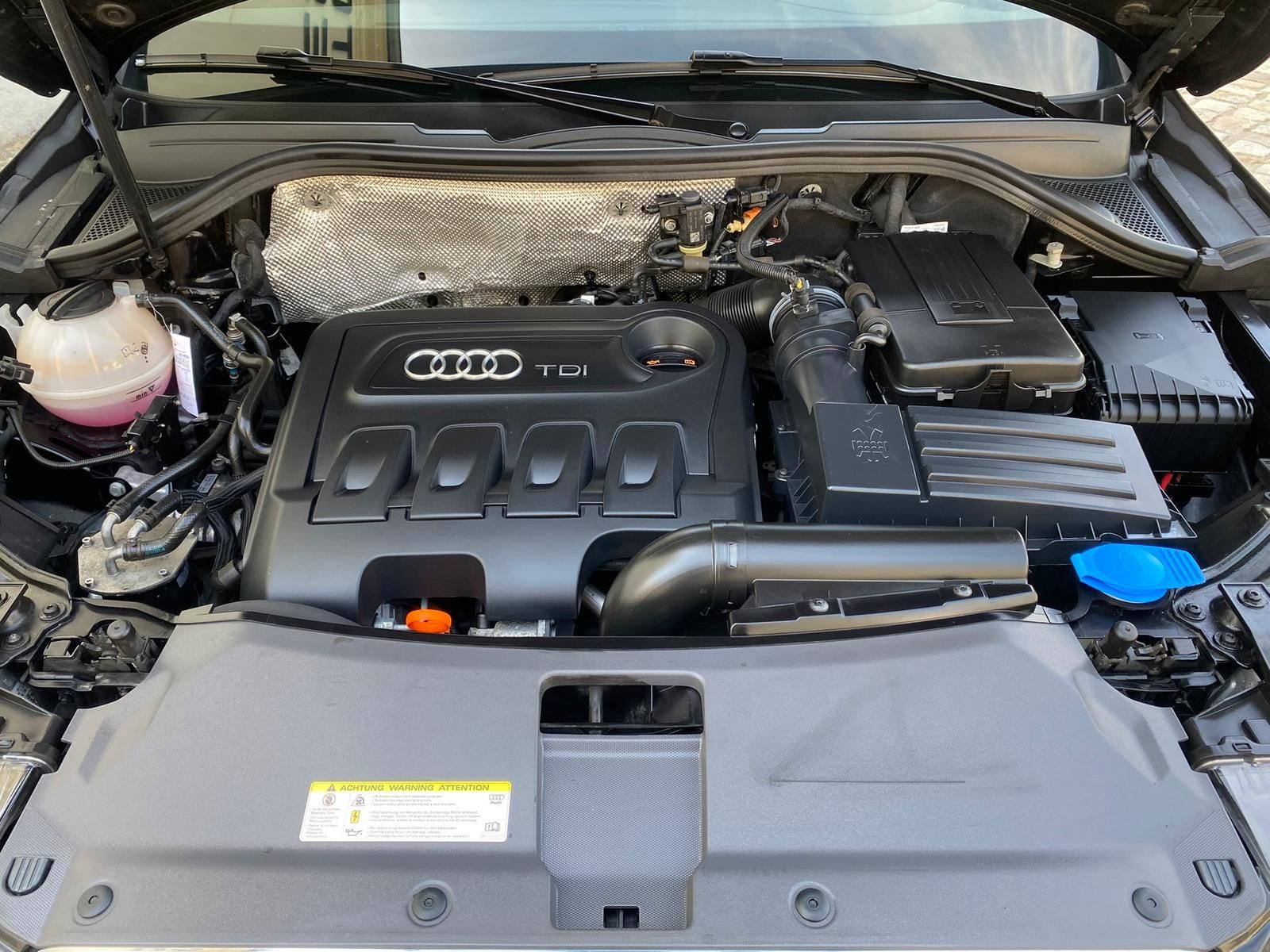 Fahrzeugabbildung Audi Q3 2.0 TDI quattro +Bi-XENON+BT+NAVI+SHZ+PDC+