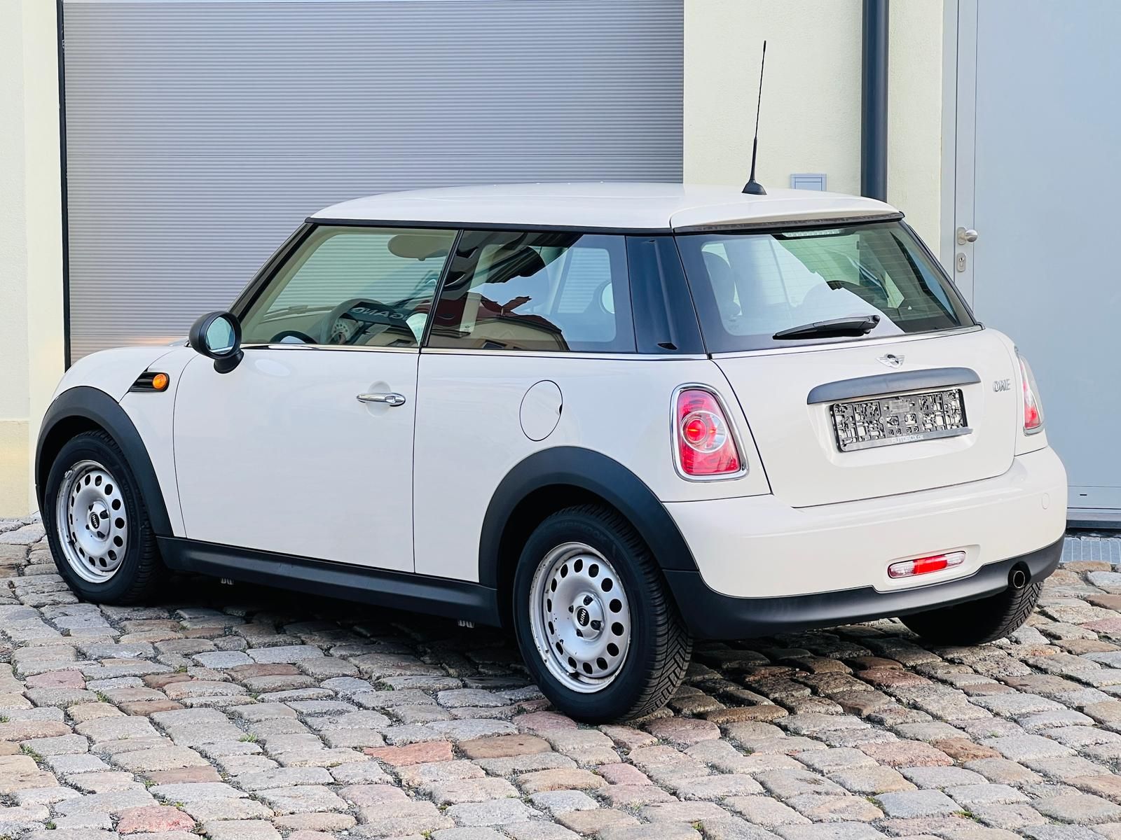 Fahrzeugabbildung MINI One +KLIMA+SITZHEIZUNG+