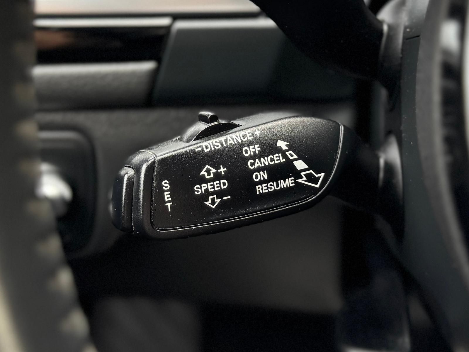 Fahrzeugabbildung Audi A6 3.0 V6 TDI Quattro S-Line Selection +AHK+360°