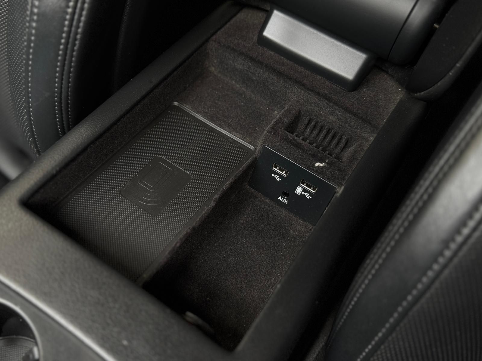 Fahrzeugabbildung Audi A6 3.0 V6 TDI Quattro S-Line Selection +AHK+360°