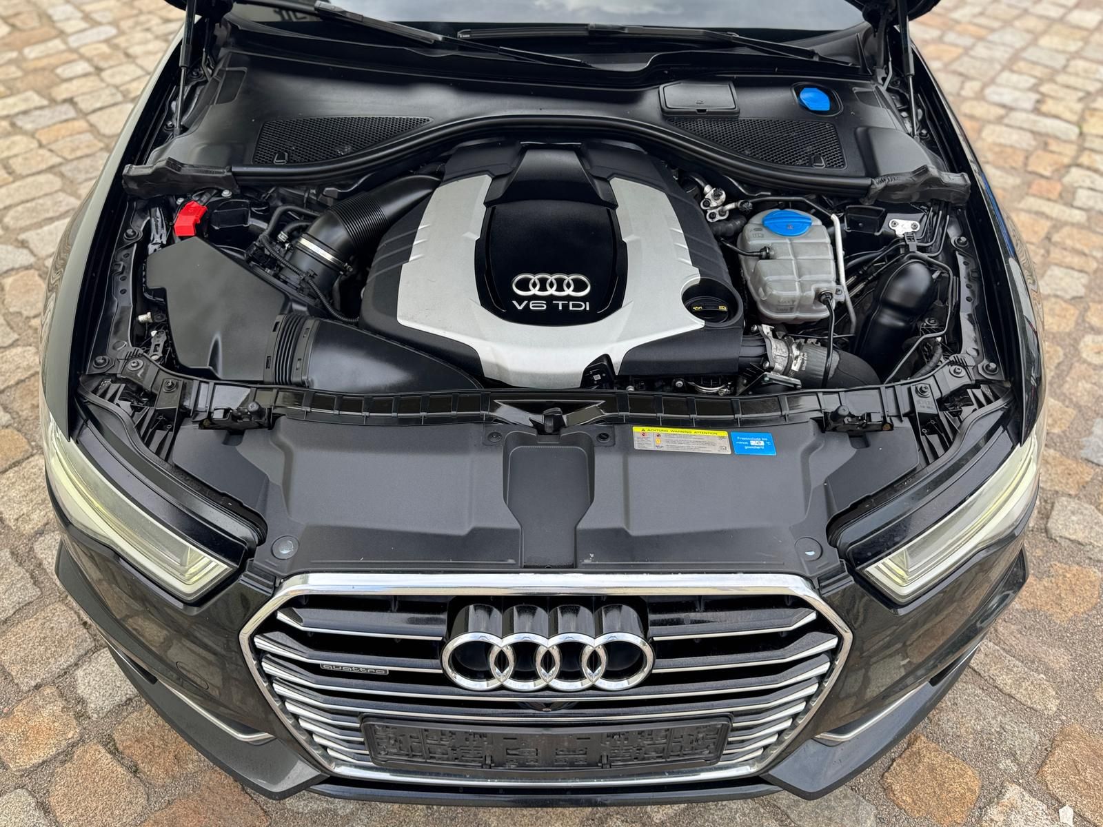Fahrzeugabbildung Audi A6 3.0 V6 TDI Quattro S-Line Selection +AHK+360°