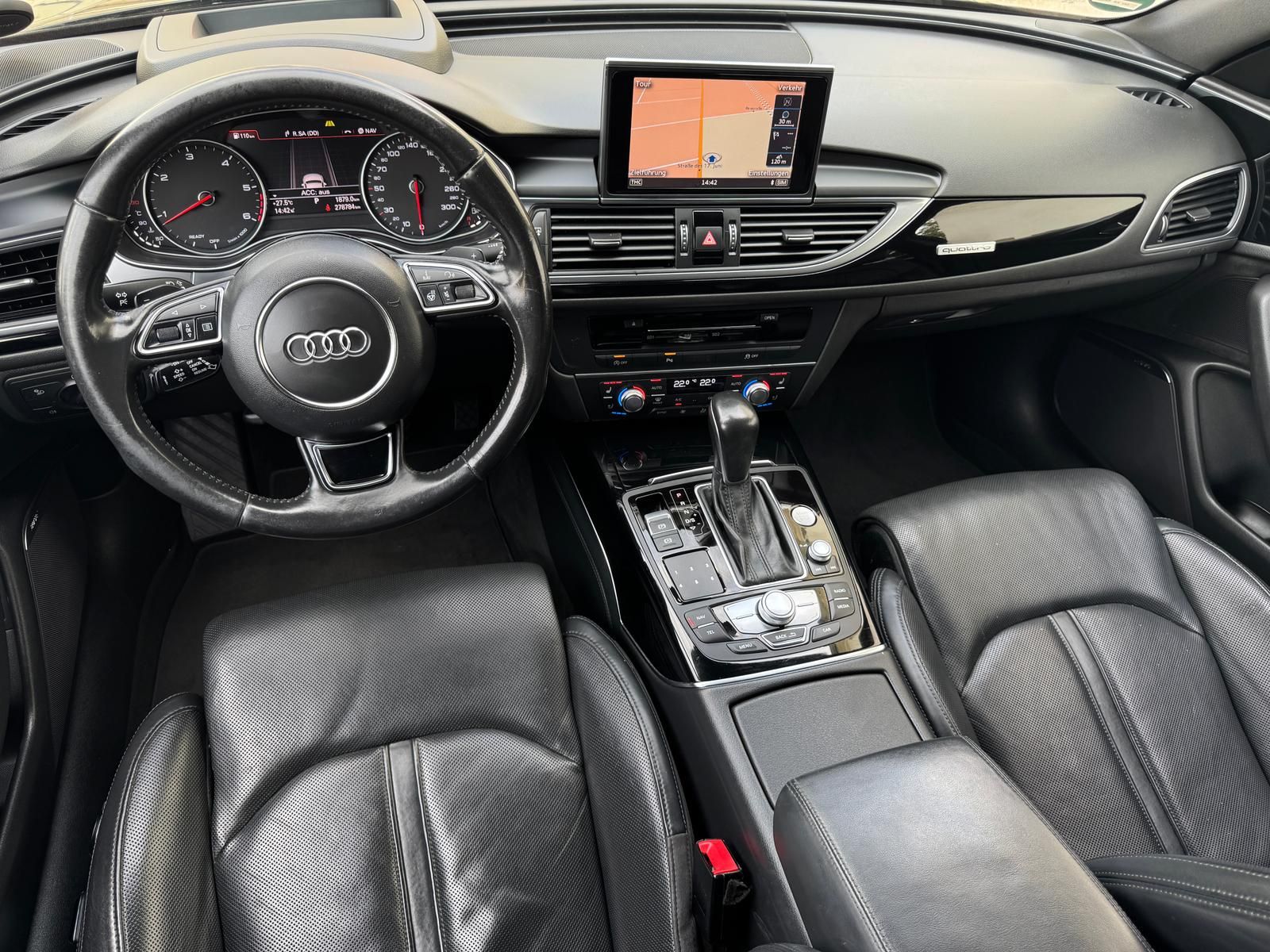 Fahrzeugabbildung Audi A6 3.0 V6 TDI Quattro S-Line Selection +AHK+360°