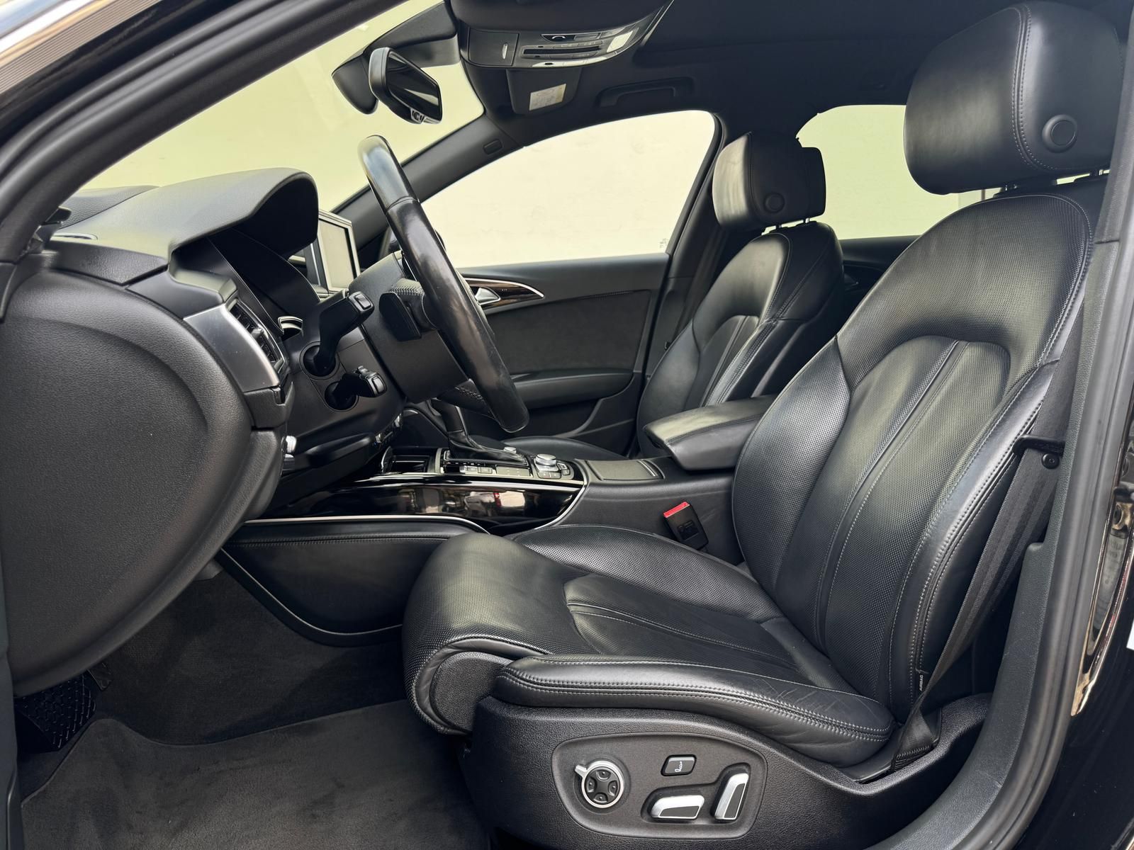 Fahrzeugabbildung Audi A6 3.0 V6 TDI Quattro S-Line Selection +AHK+360°