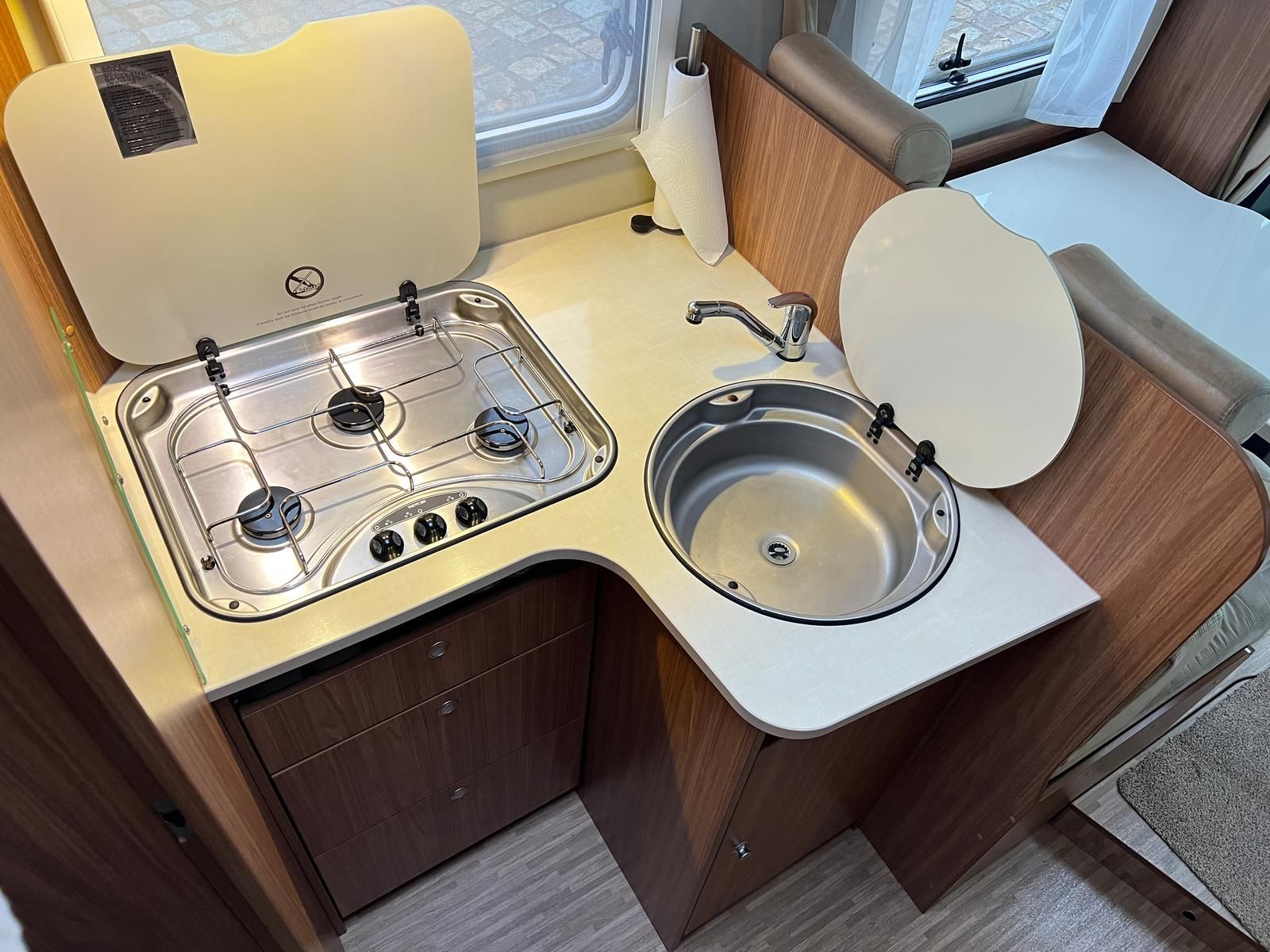 Fahrzeugabbildung Carado T 334 Automatik +CARPLAY+DAB+SAT-TV+STHZ+