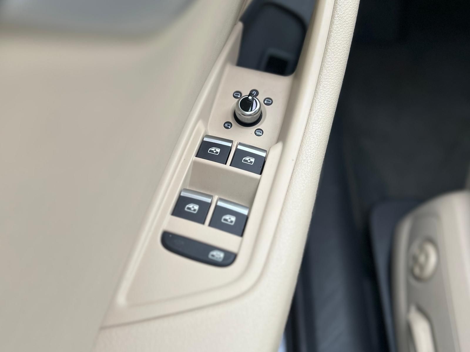 Fahrzeugabbildung Audi A4 Sport 2.0 TDI +CAM+B&O+HUD+MATRIX-LED+LEDER+