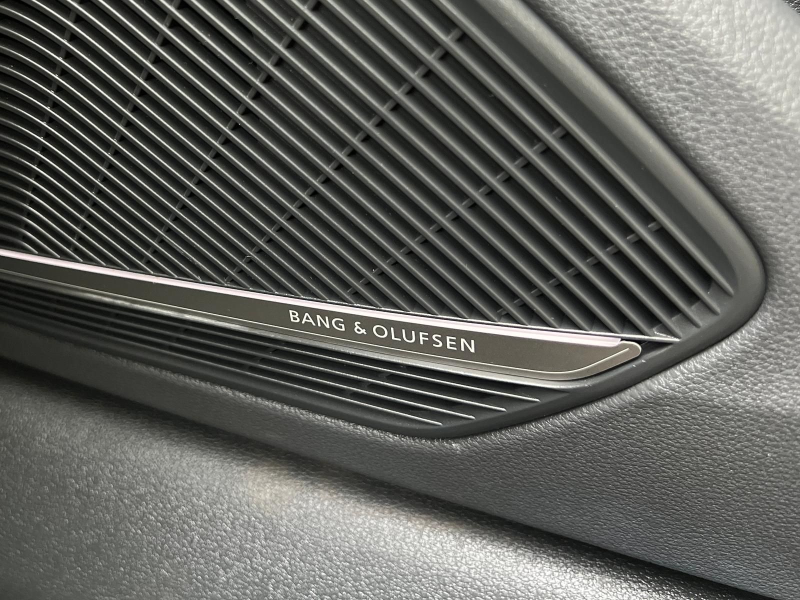 Fahrzeugabbildung Audi A4 Sport 2.0 TDI +CAM+B&O+HUD+MATRIX-LED+LEDER+