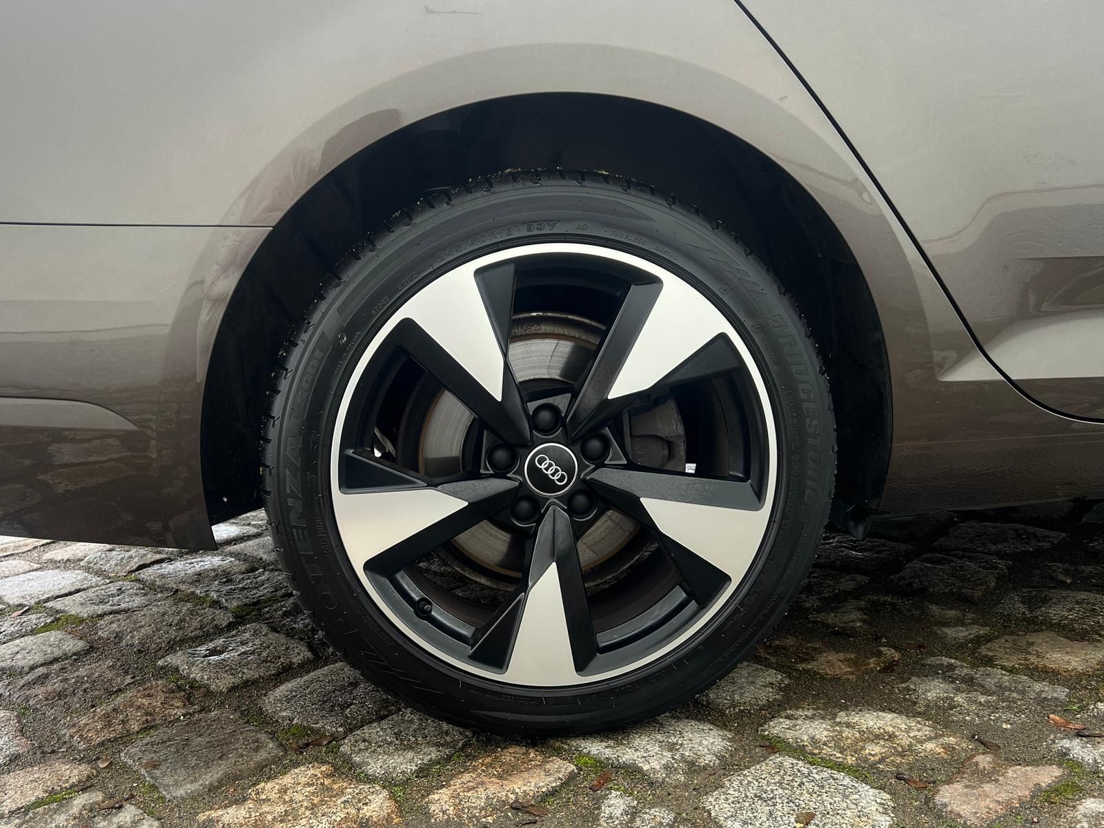 Fahrzeugabbildung Audi A4 Sport 2.0 TDI +CAM+B&O+HUD+MATRIX-LED+LEDER+