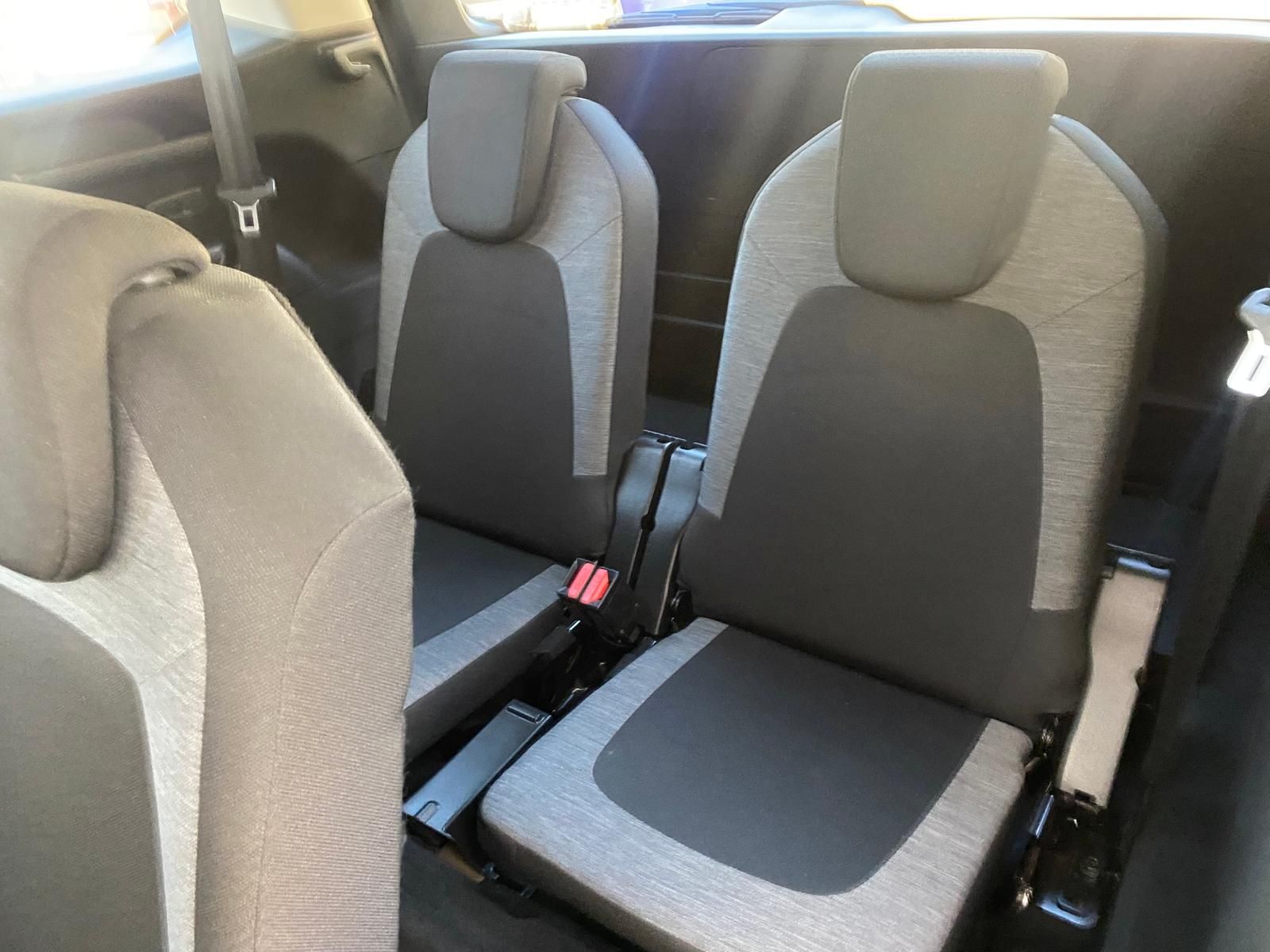 Fahrzeugabbildung Citroën C4 SpaceTourer Grand Selection +BT+NAVI+7-SITZE+