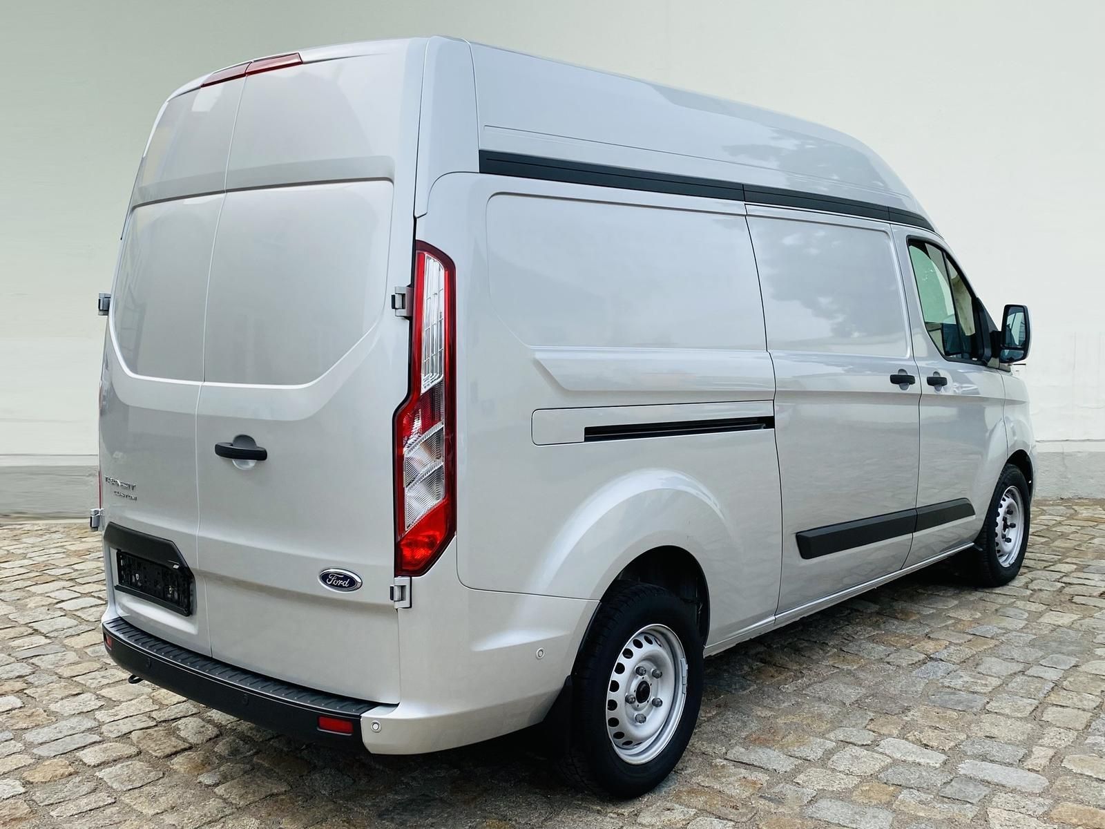 Fahrzeugabbildung Ford Transit Custom 340 L2 H3 +CAM+CARPLAY+NAVI+PDC+