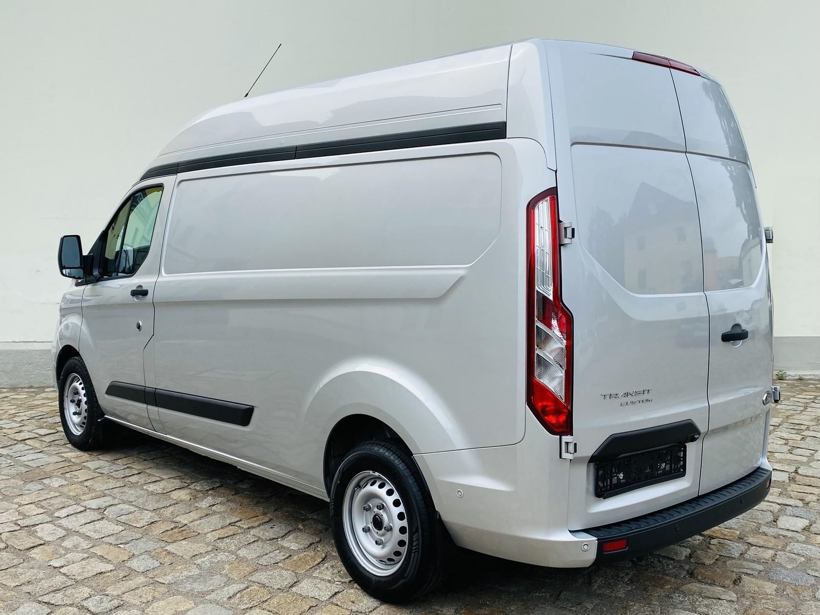 Fahrzeugabbildung Ford Transit Custom 340 L2 H3 +CAM+CARPLAY+NAVI+PDC+