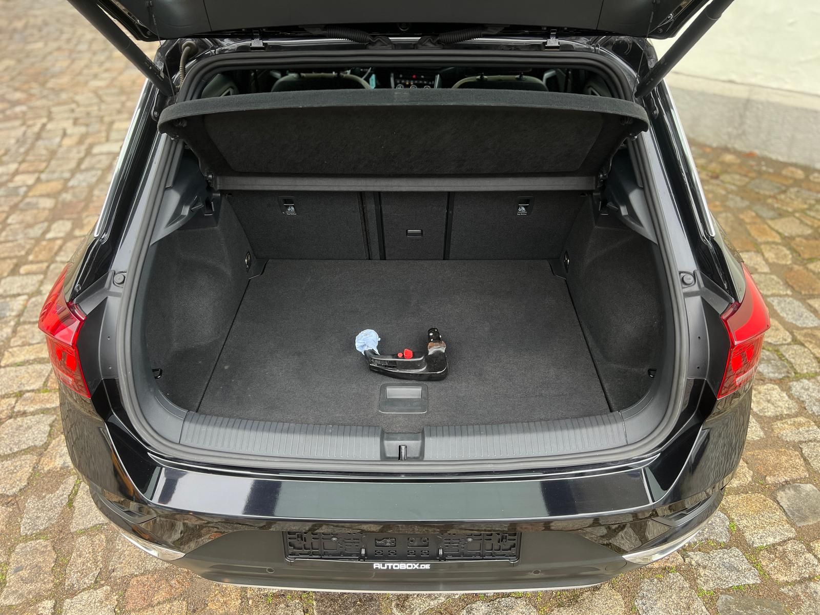 Fahrzeugabbildung Volkswagen T-Roc Sport 2.0 TDI DSG +AHK+CARPLAY+DAB+LED+