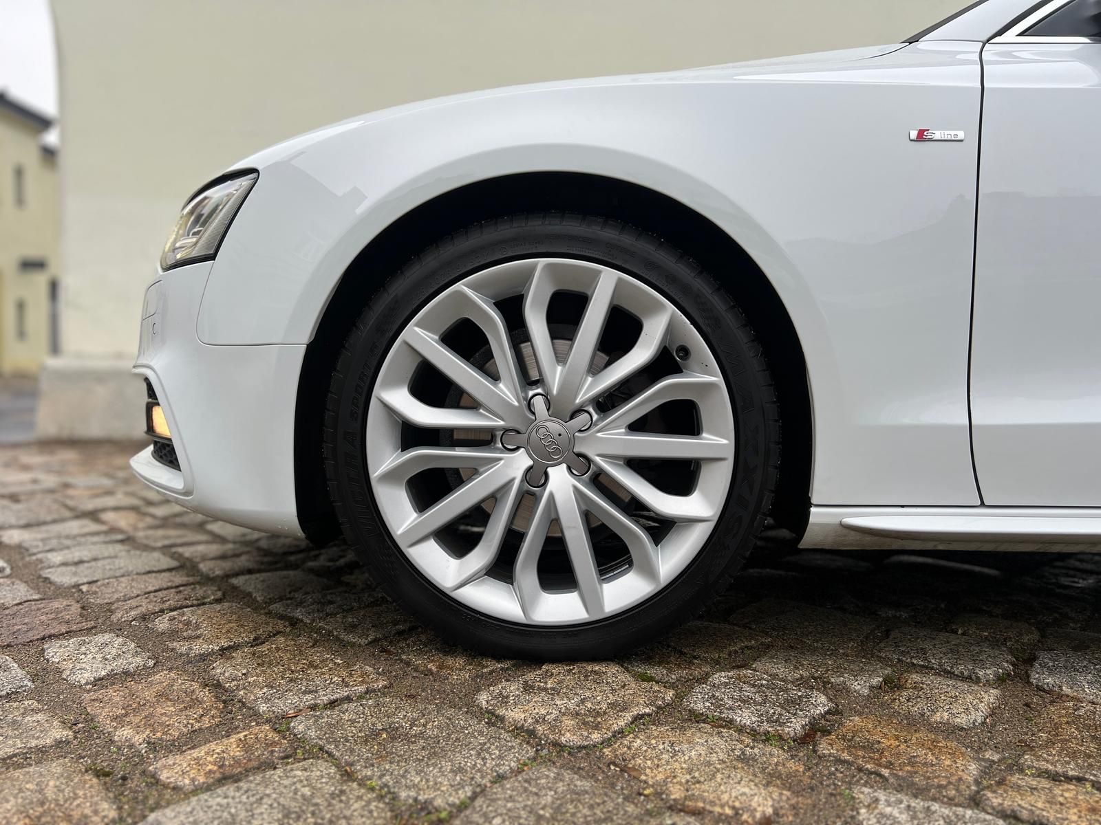 Fahrzeugabbildung Audi A5 Sportback S-Line Quattro +ACC+AHK+CAM+STHZ+