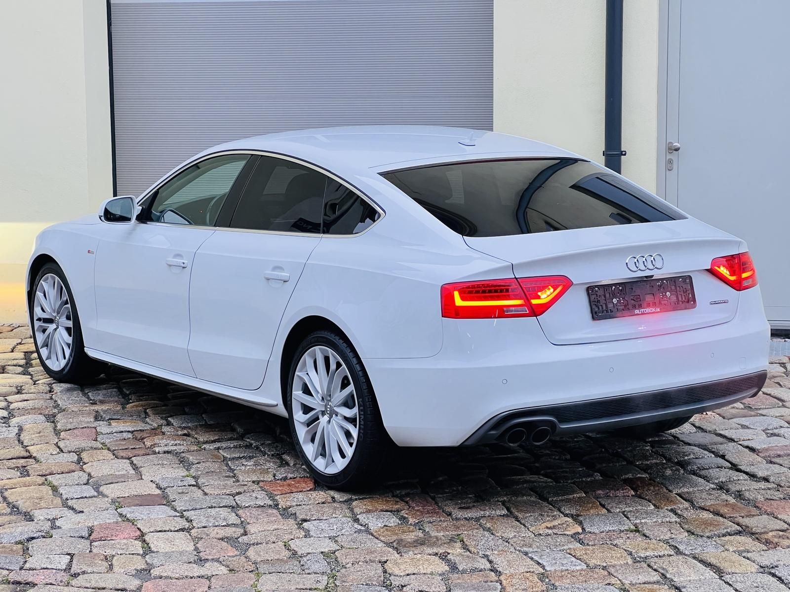 Fahrzeugabbildung Audi A5 Sportback S-Line Quattro +ACC+AHK+CAM+STHZ+
