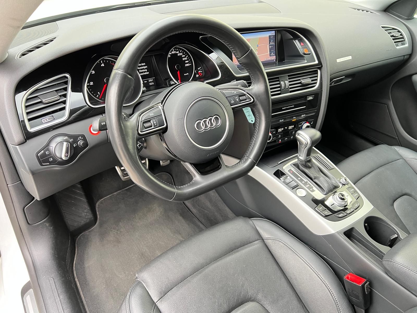 Fahrzeugabbildung Audi A5 Sportback S-Line Quattro +ACC+AHK+CAM+STHZ+