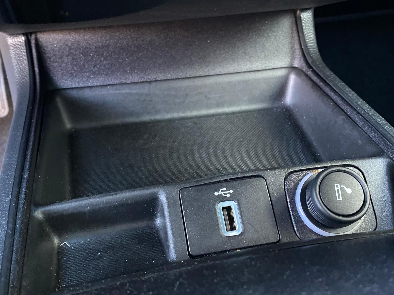 Fahrzeugabbildung Ford Mondeo Titanium EcoBue +ACC+CAM+DAB+LED+NAVI+