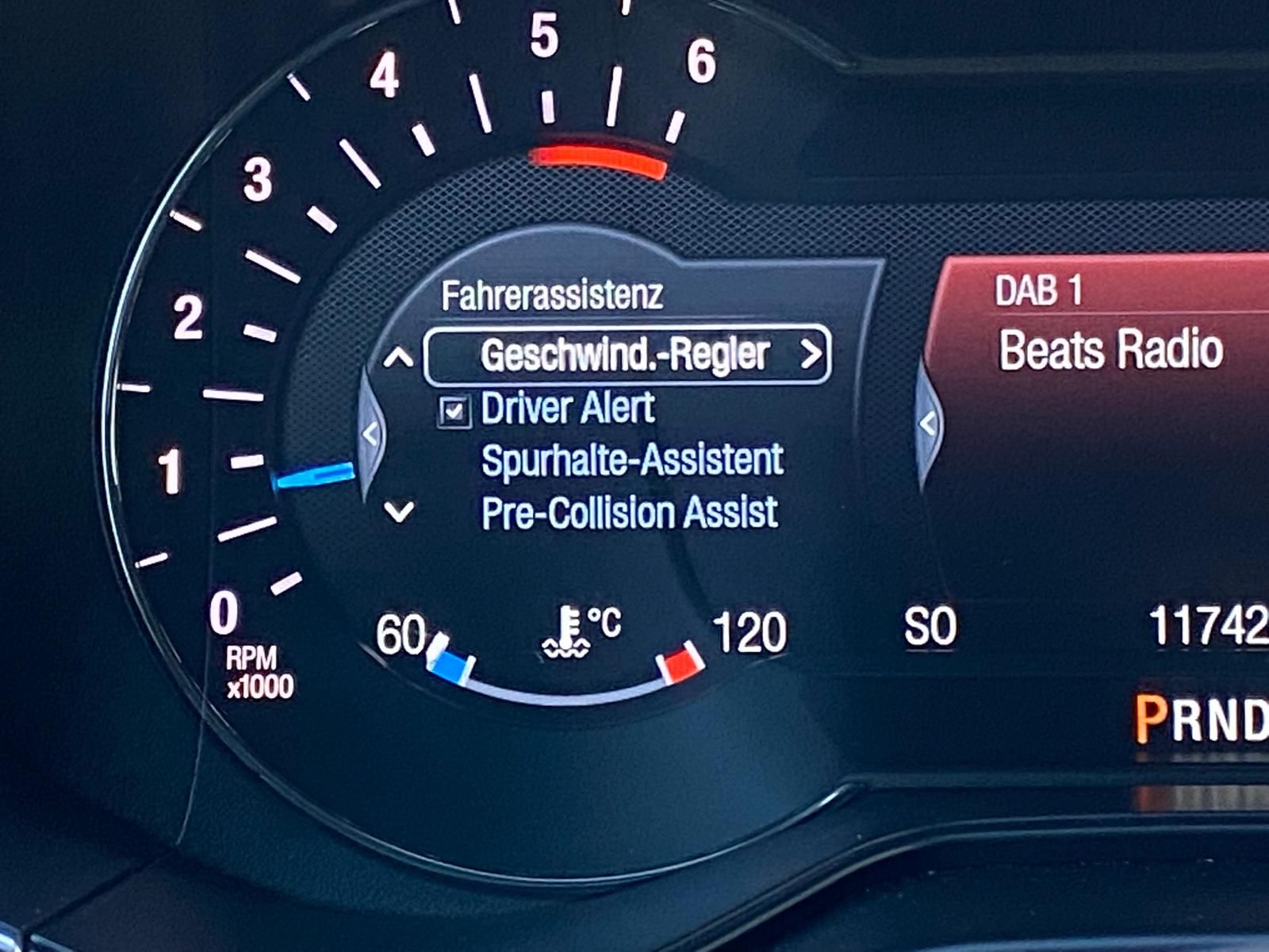 Fahrzeugabbildung Ford Mondeo Titanium EcoBue +ACC+CAM+DAB+LED+NAVI+