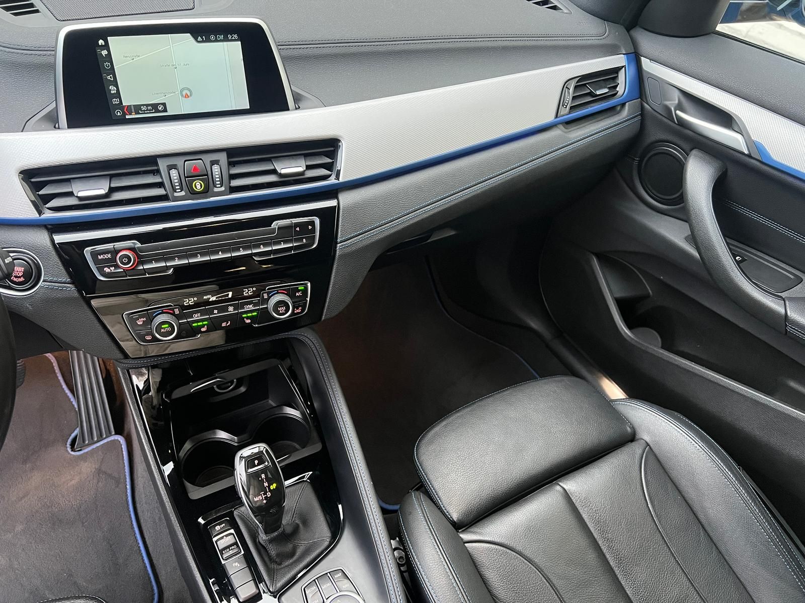 Fahrzeugabbildung BMW X2 sDrive 20i M Sport +CAM+BT+LED+NAVI+SHZ+