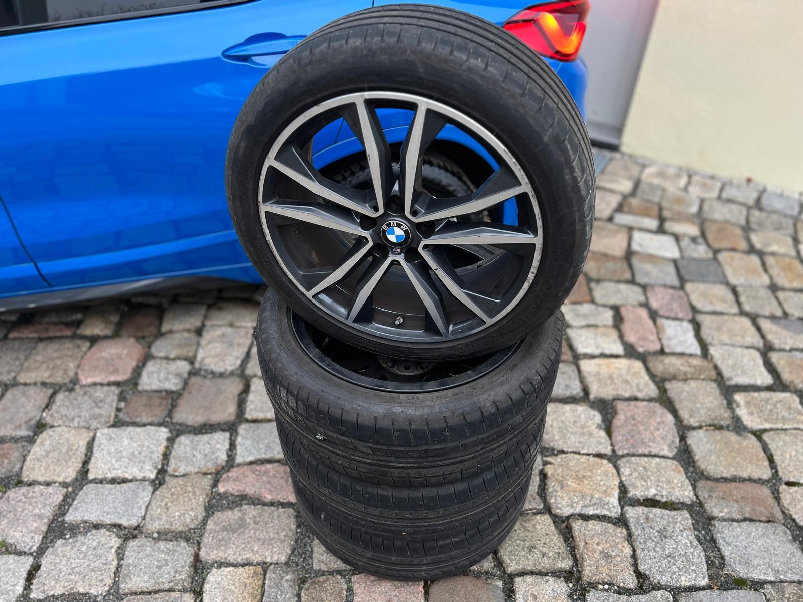 Fahrzeugabbildung BMW X2 sDrive 20i M Sport +CAM+BT+LED+NAVI+SHZ+
