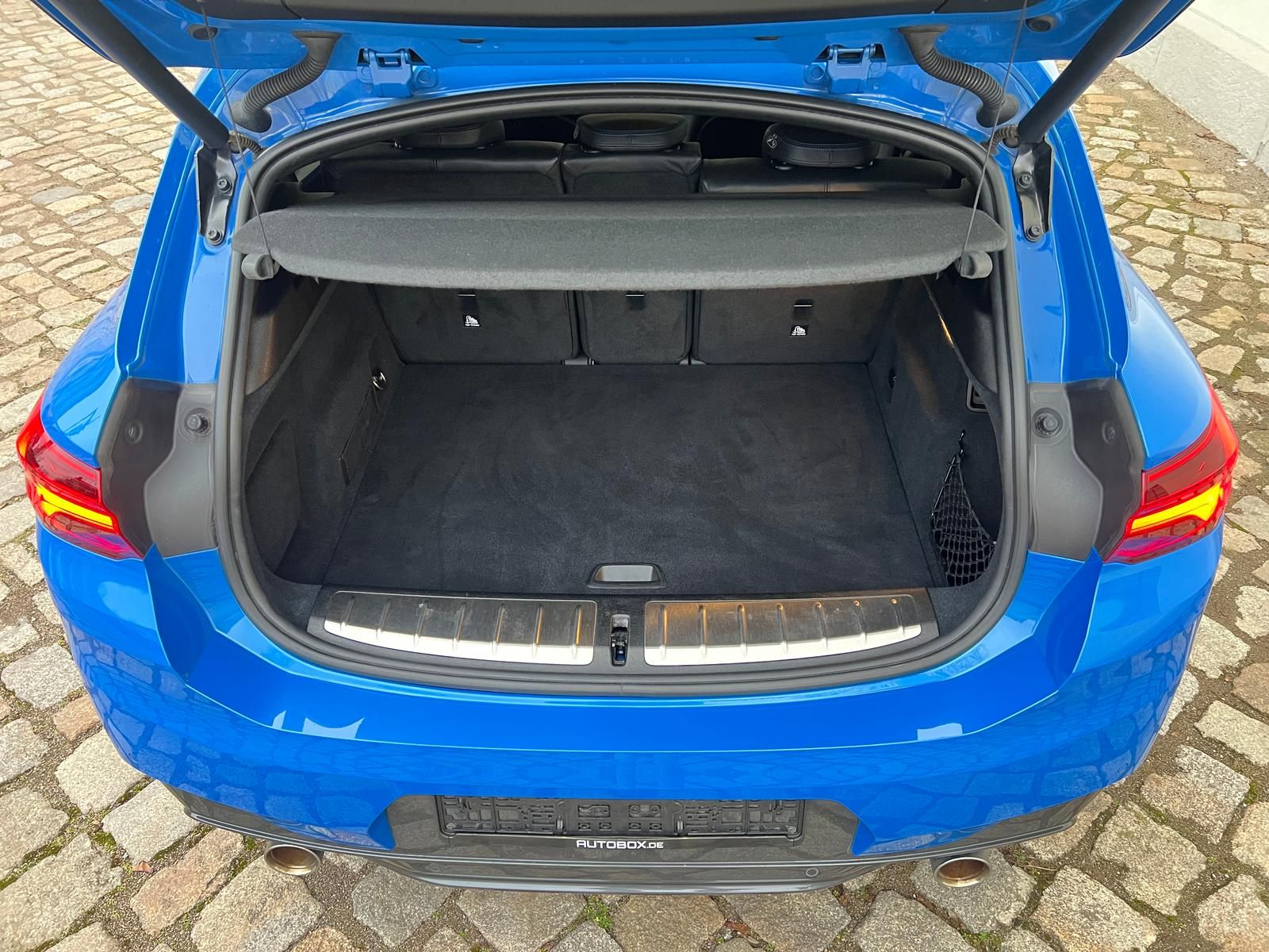 Fahrzeugabbildung BMW X2 sDrive 20i M Sport +CAM+BT+LED+NAVI+SHZ+