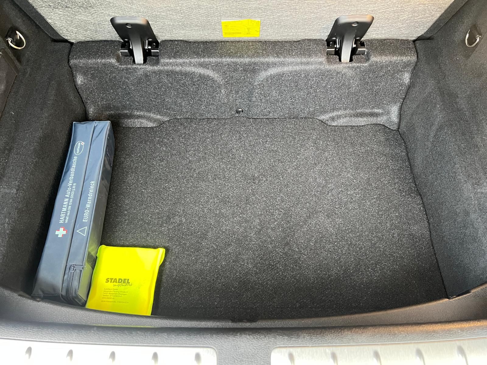 Fahrzeugabbildung BMW X2 sDrive 20i M Sport +CAM+BT+LED+NAVI+SHZ+