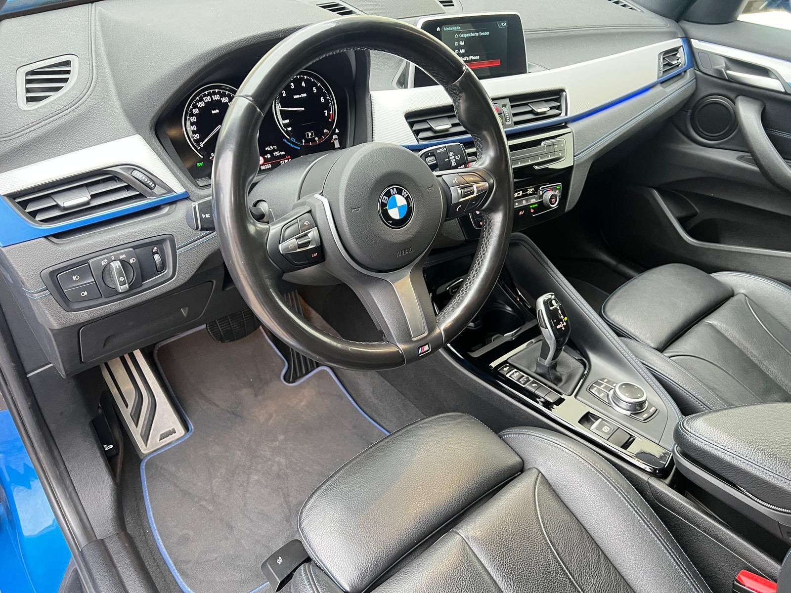Fahrzeugabbildung BMW X2 sDrive 20i M Sport +CAM+BT+LED+NAVI+SHZ+