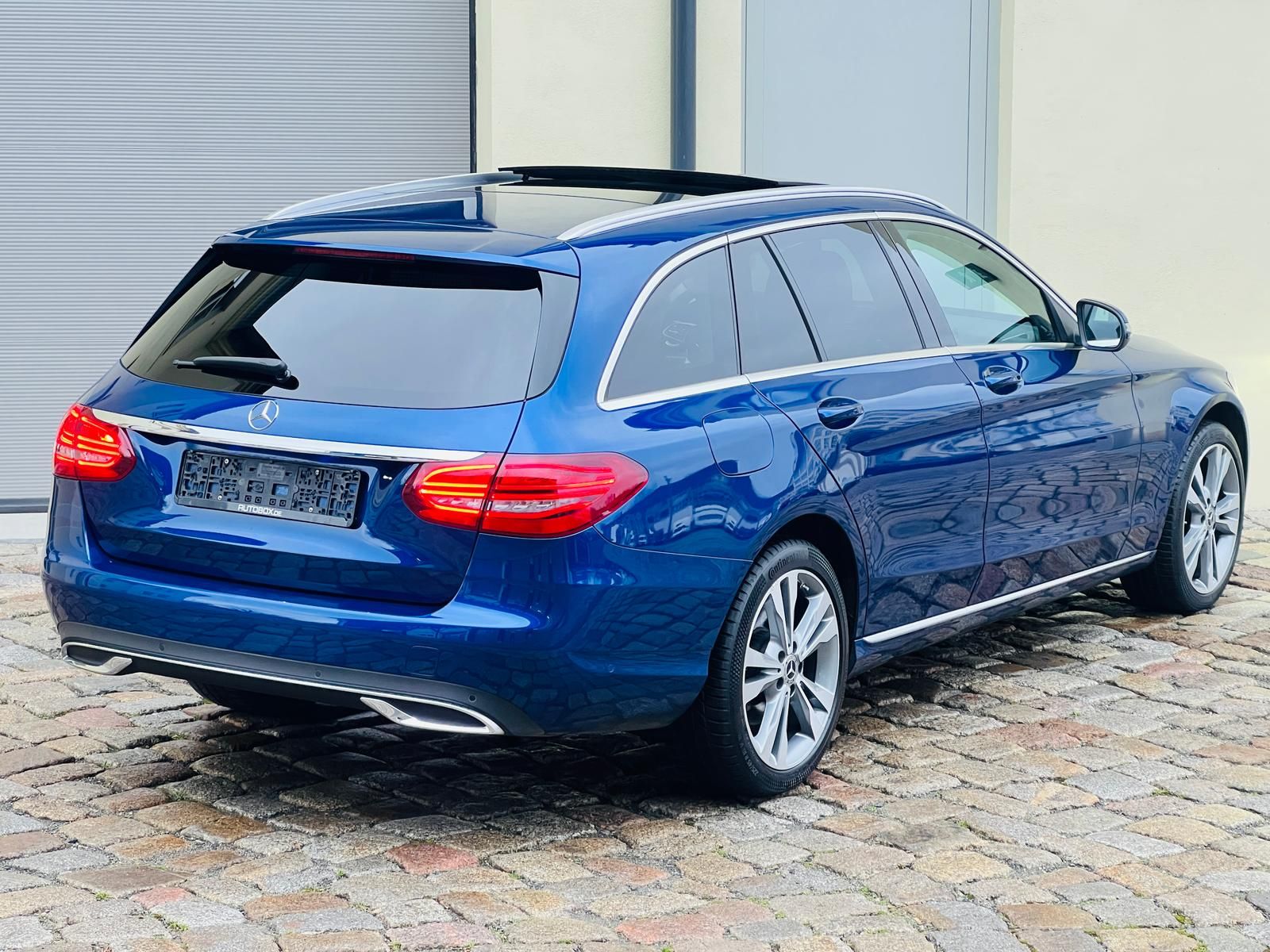 Fahrzeugabbildung Mercedes-Benz C 300 T d 4Matic +CAM+HUD+LED+PANO+STHZG+