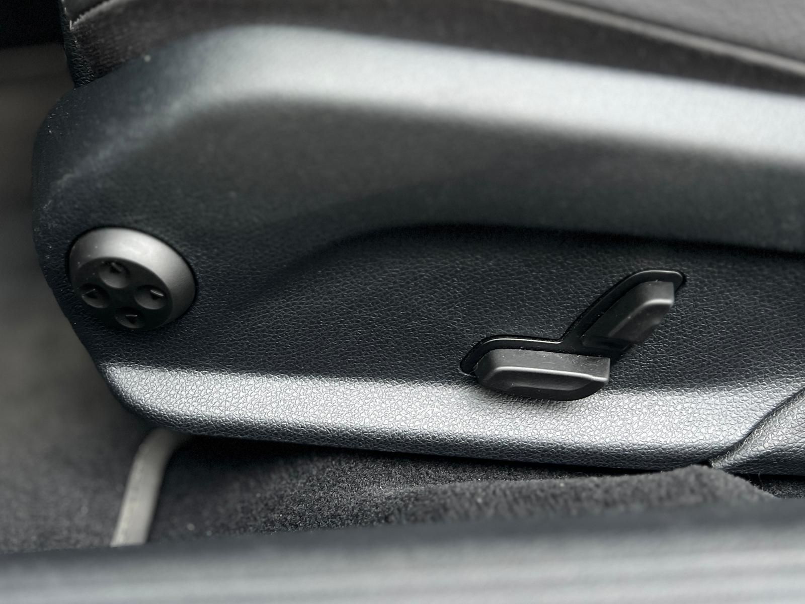 Fahrzeugabbildung Mercedes-Benz C 300 T d 4Matic +CAM+HUD+LED+PANO+STHZG+