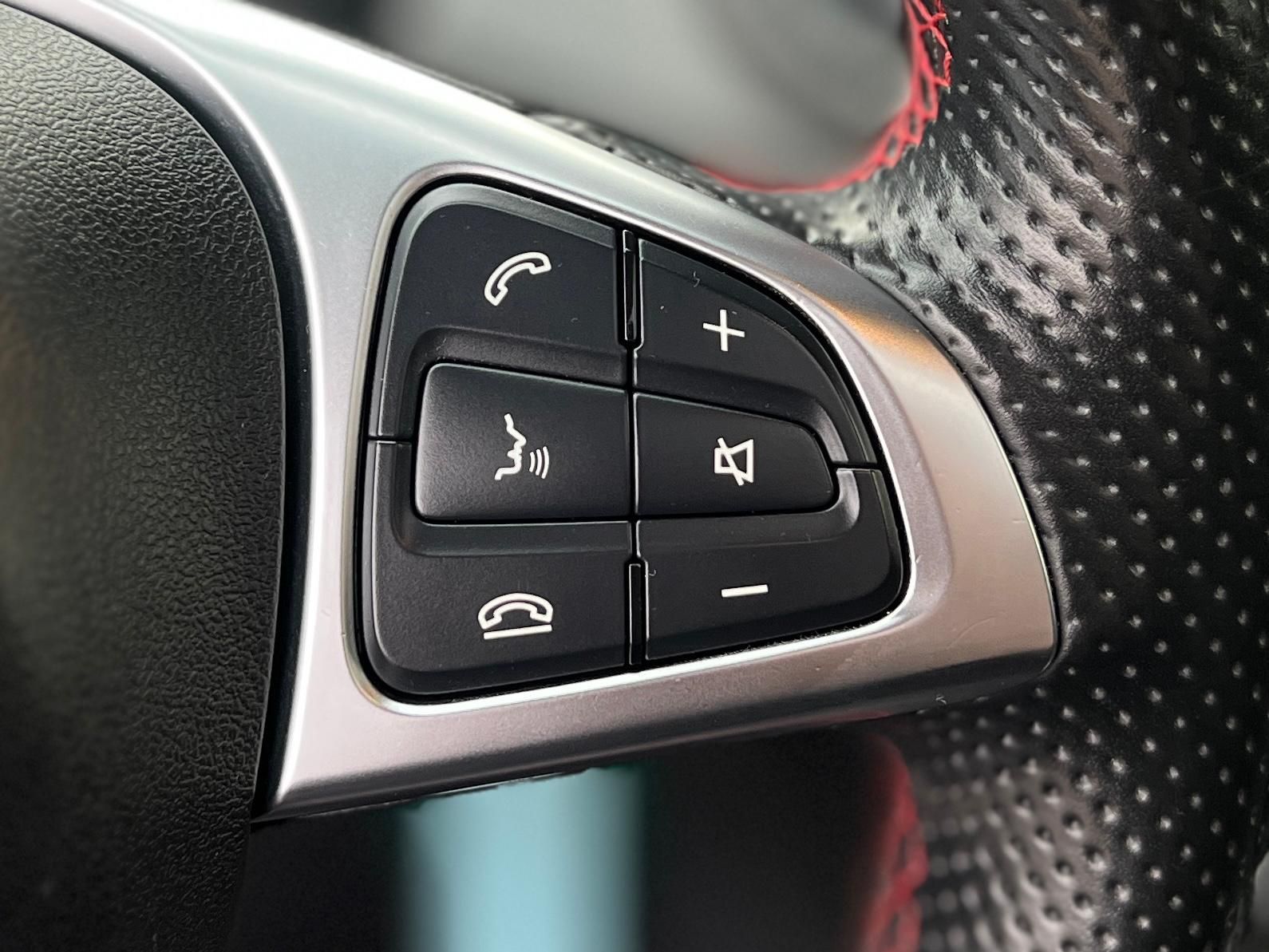 Fahrzeugabbildung Mercedes-Benz CLA 180 Shooting Brake AMG Line +HARMANN+PANO+