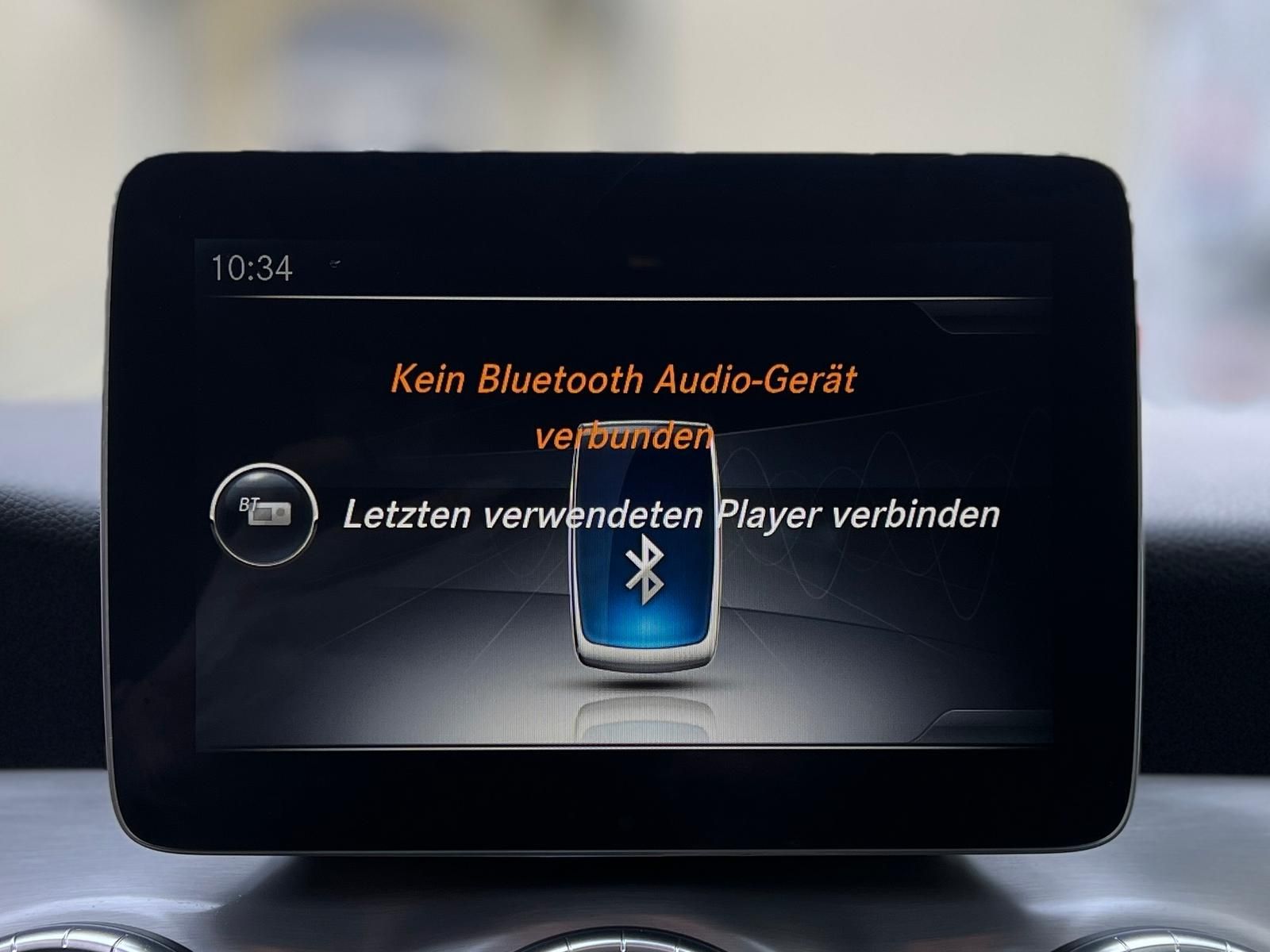 Fahrzeugabbildung Mercedes-Benz CLA 180 Shooting Brake AMG Line +HARMANN+PANO+