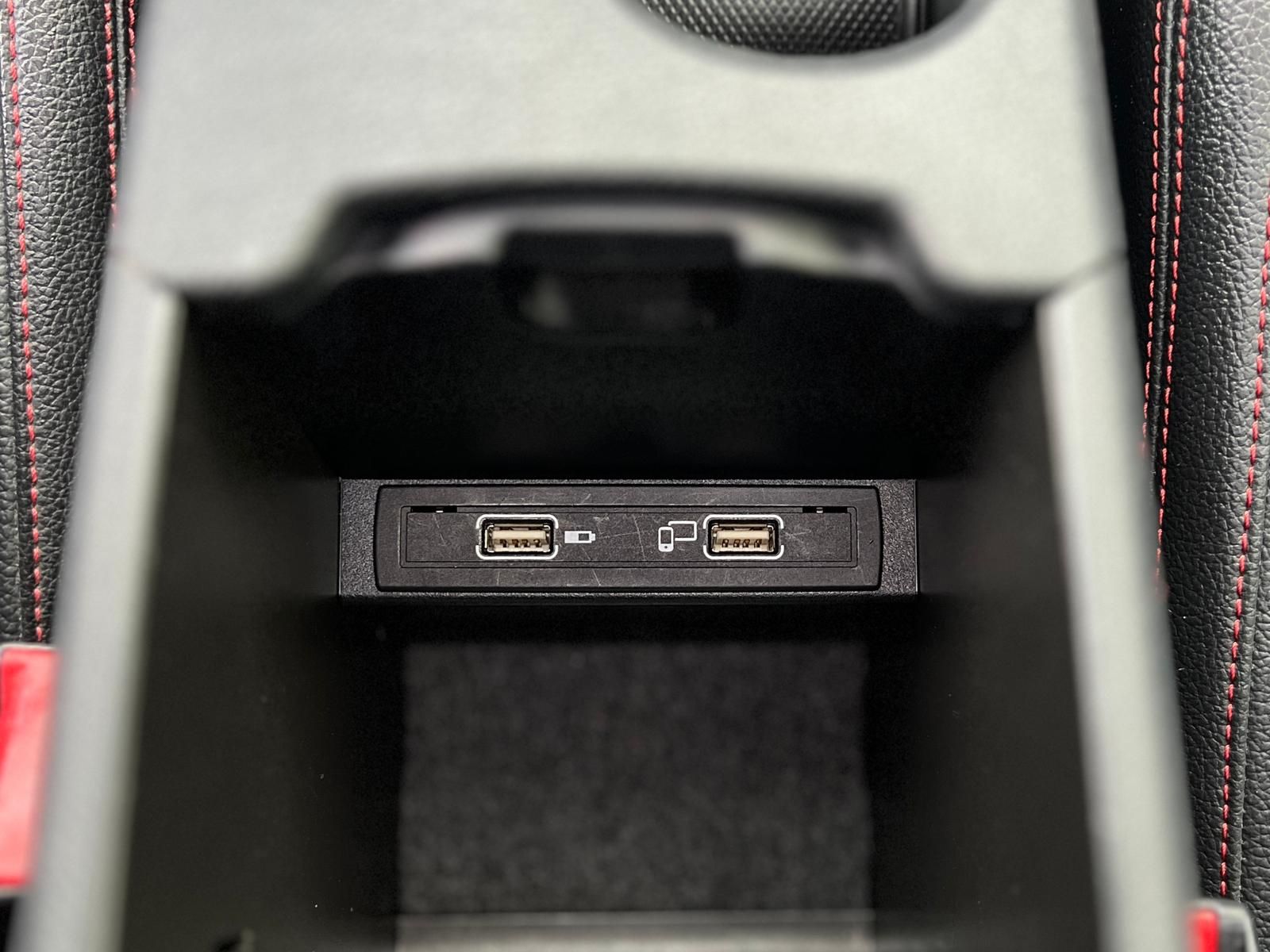 Fahrzeugabbildung Mercedes-Benz CLA 180 Shooting Brake AMG Line +HARMANN+PANO+